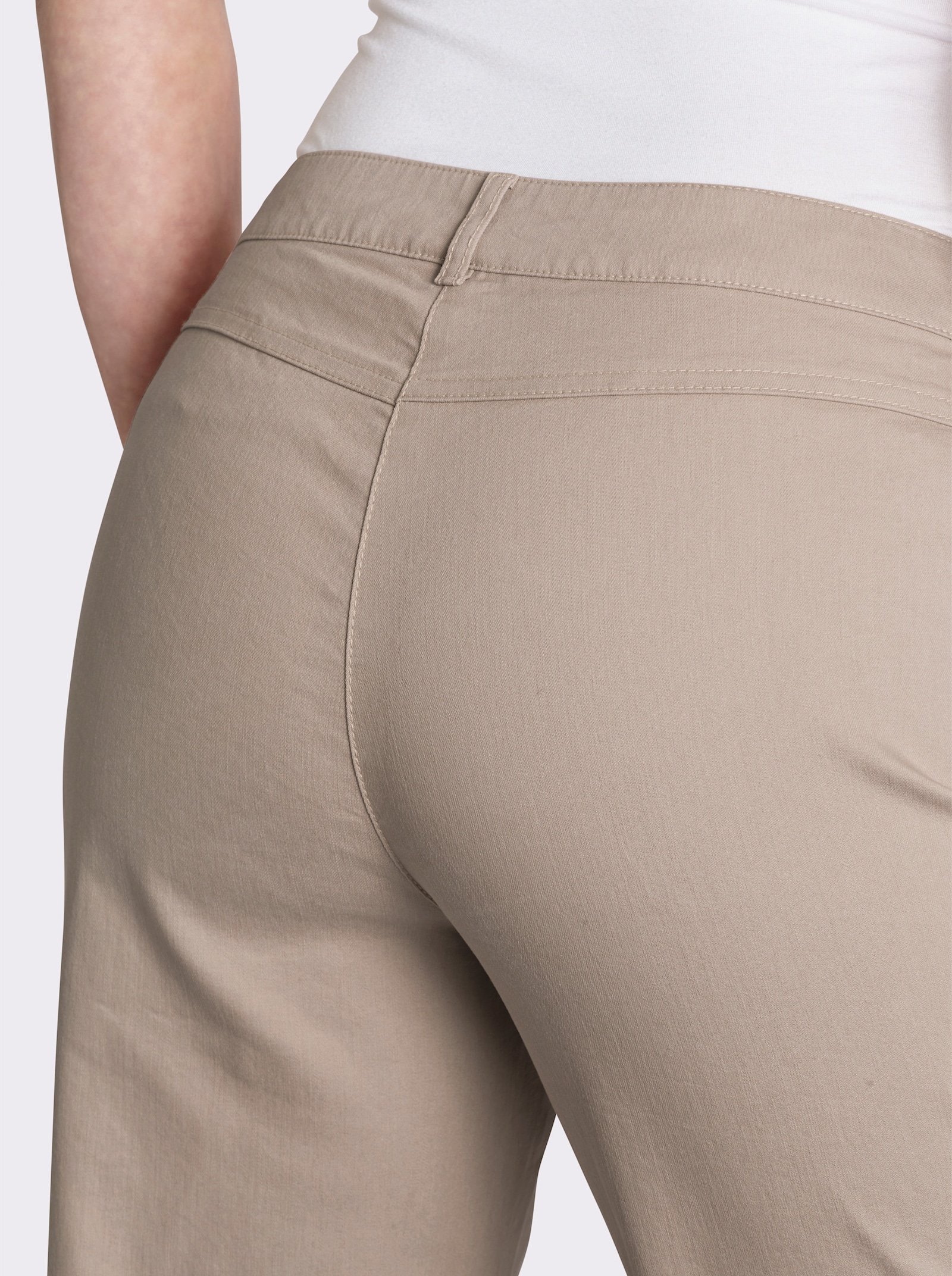 Cosma Gerade Jeans mit Bauch-weg-Effekt - berber