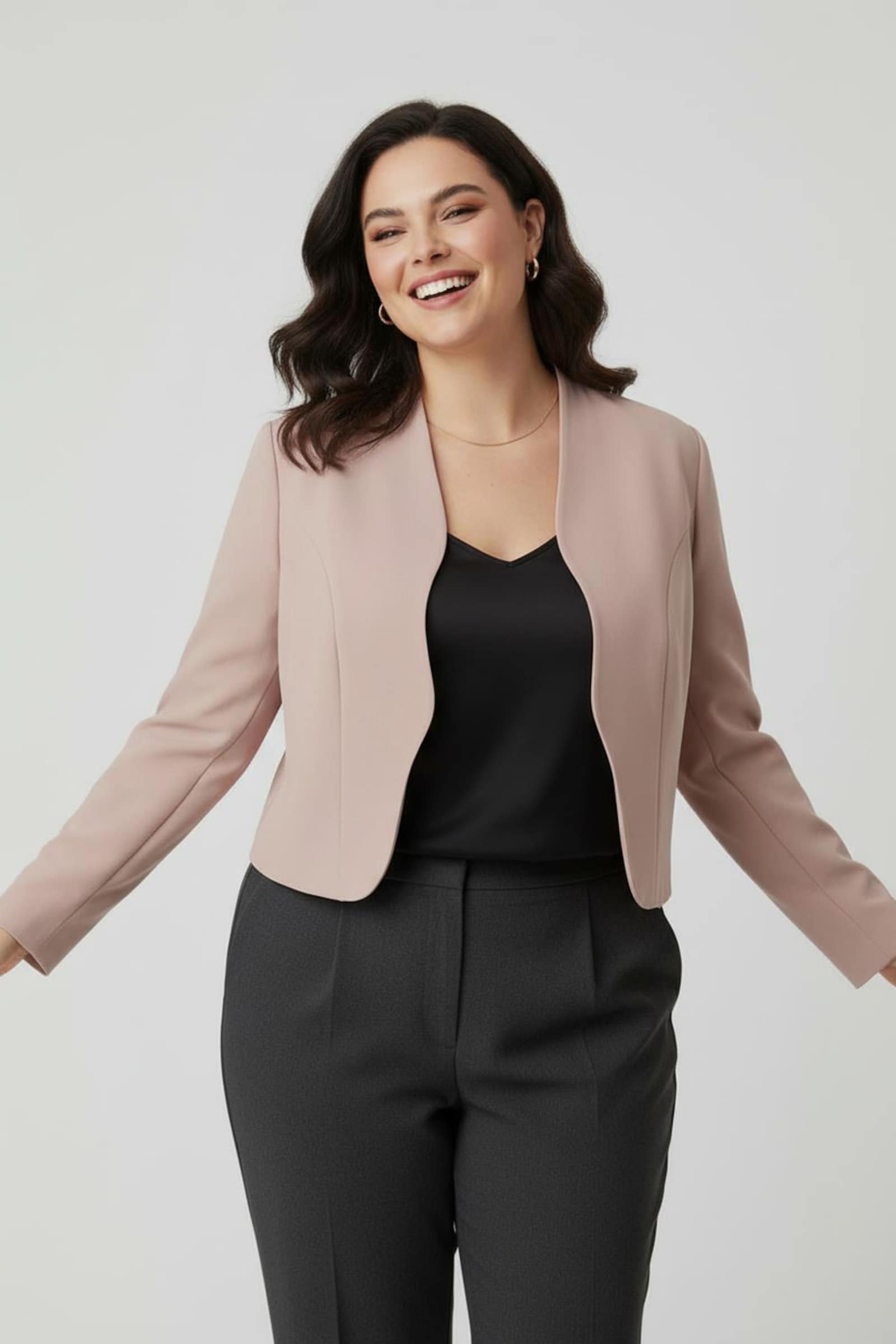 Bolerojacke mit Wellenabschluss, Stehkragen - puder