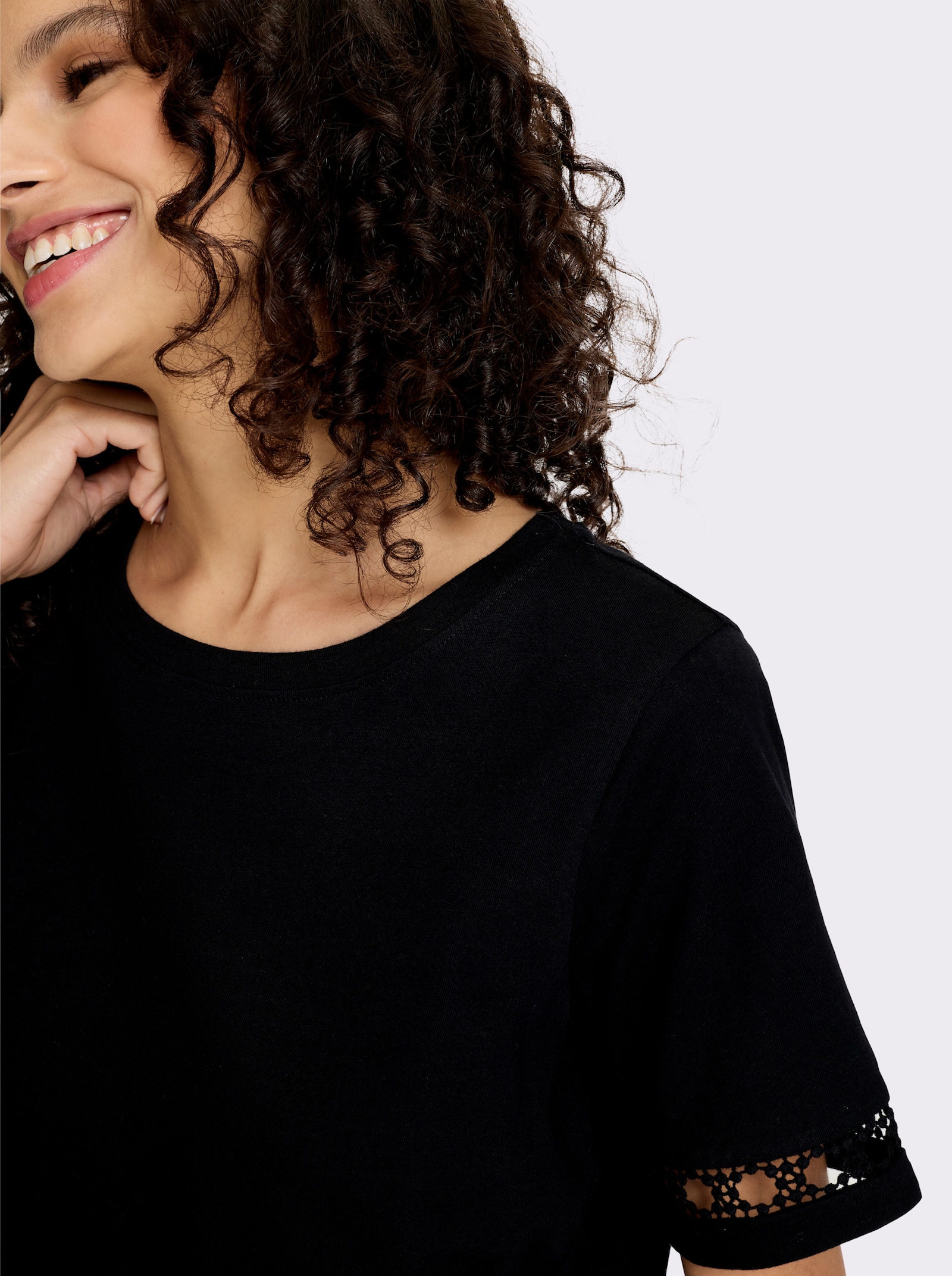 heine Shirt mit Crochet-Spitze - schwarz