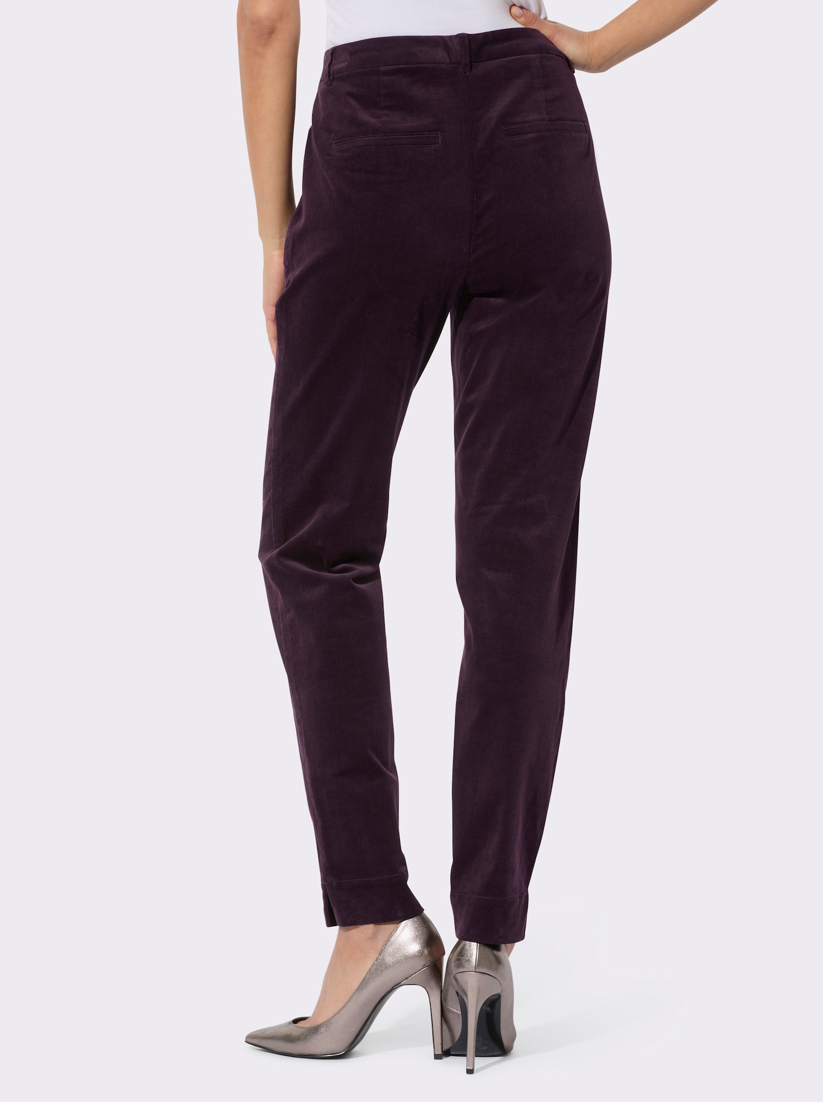 Cordhose in feiner Material-Mischung - aubergine