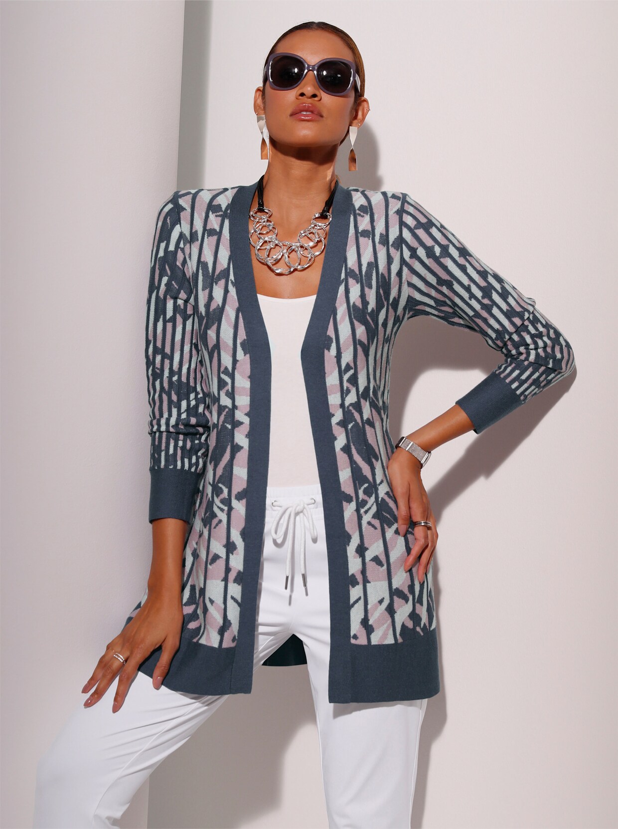 Strickjacke - rauchblau-weiss-gemustert
