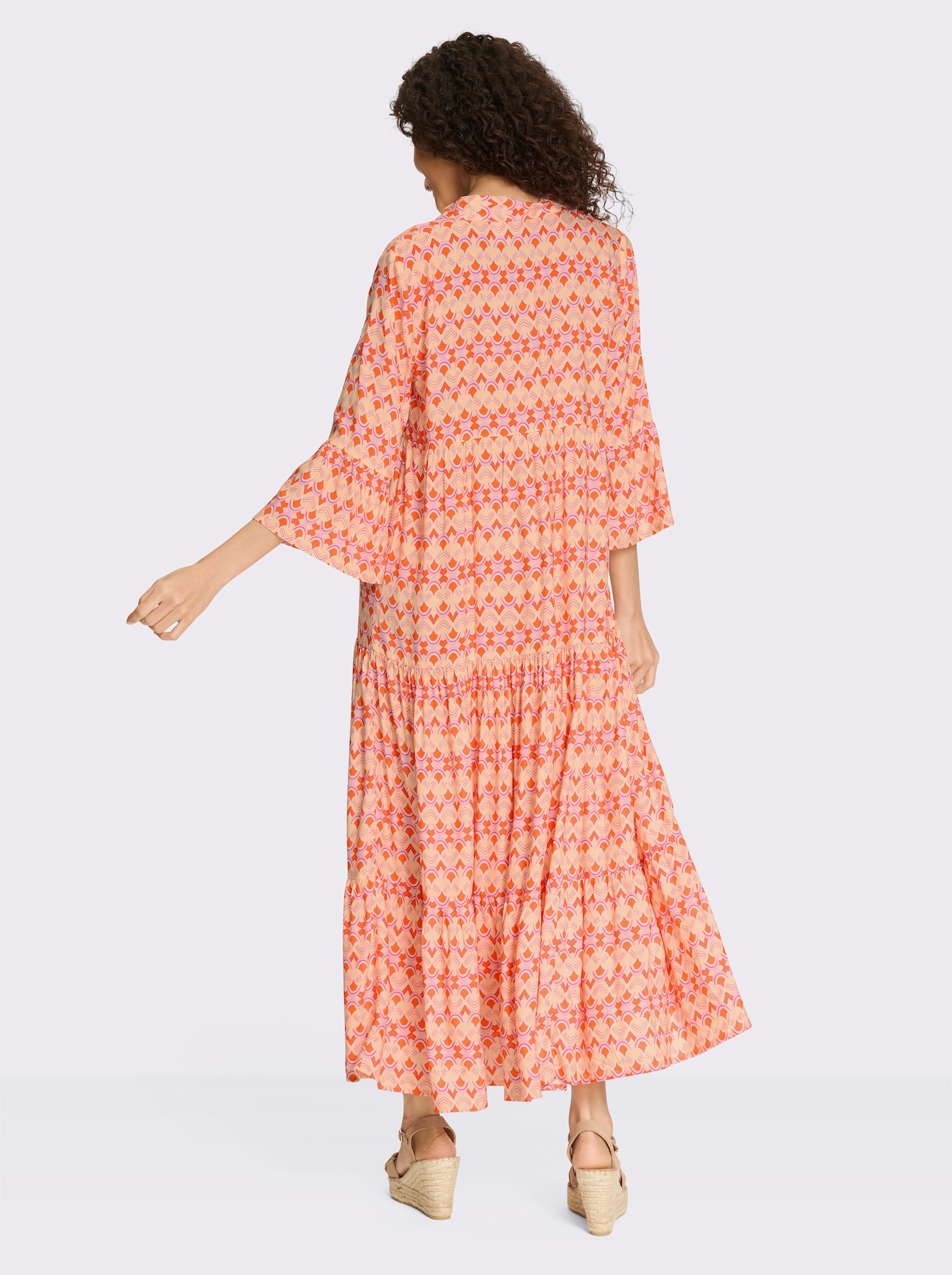 heine Druckkleid mit Volant-Ärmeln - apricot-orange-bedruckt