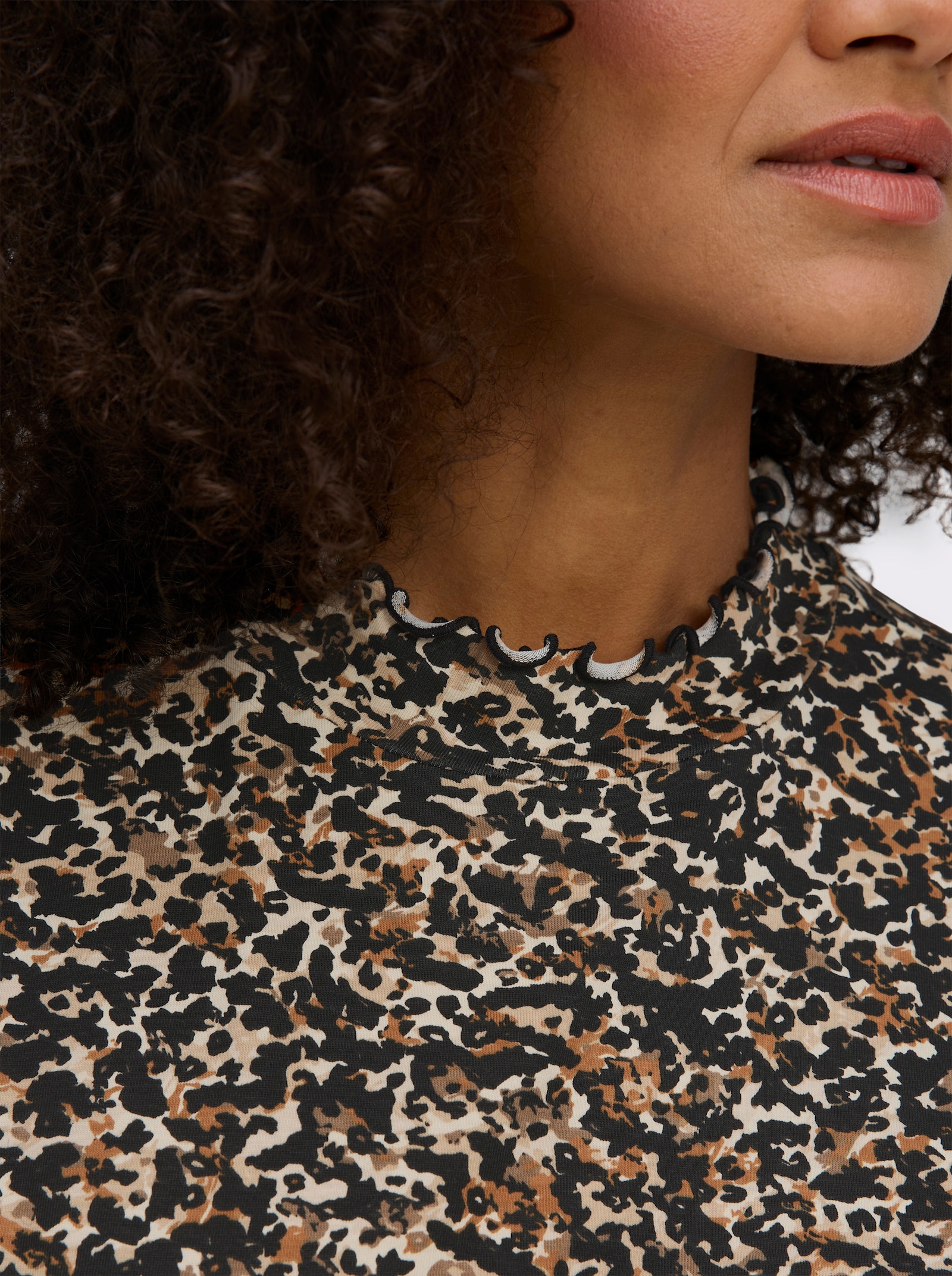 sheego Langarmshirt mit Animalprint - schwarz-cognac-bedruckt