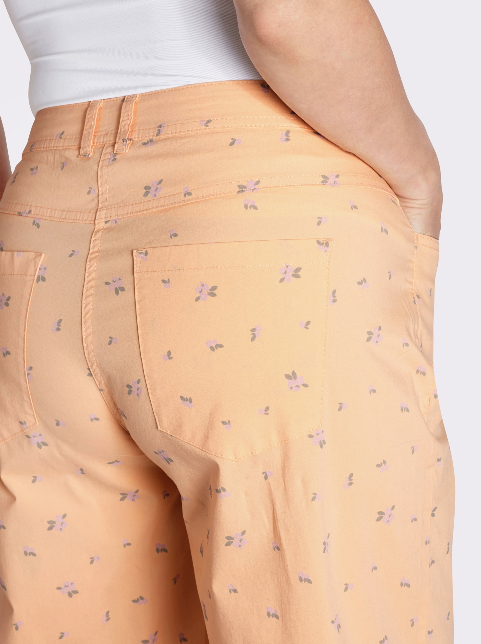 sheego Bermudas mit Minimalprint - apricot-steingrau-bedruckt