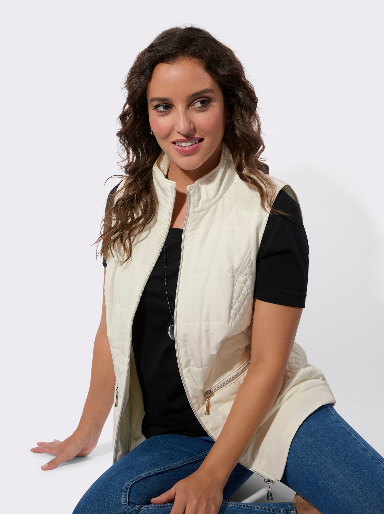 Steppweste mit hohem Stehkragen - ecru