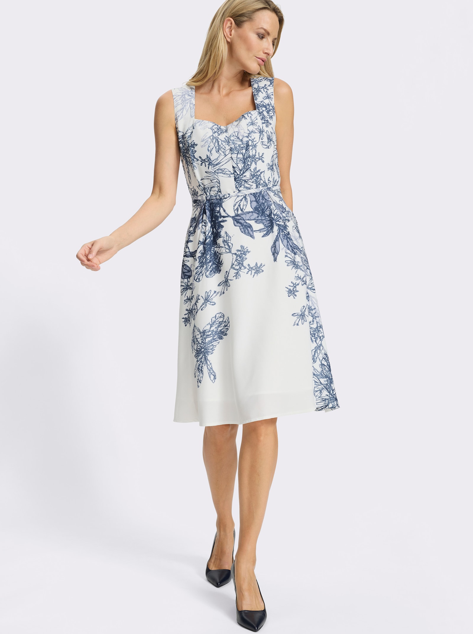 heine Webkleid mit Karree-Ausschnitt - ecru-dunkelblau-bedruckt