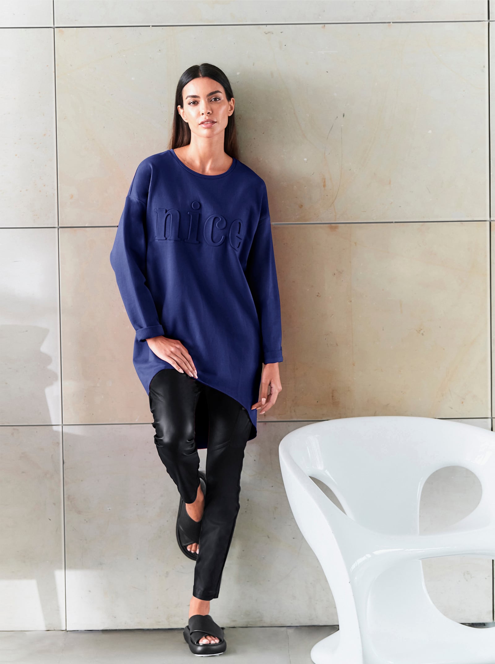 heine Longshirt mit Prägung - royalblau