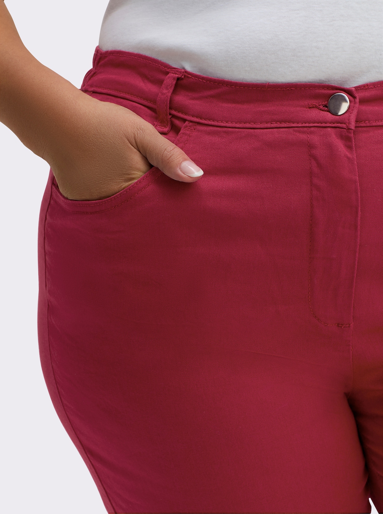 Jeans mit Stretch-Anteil - weinrot