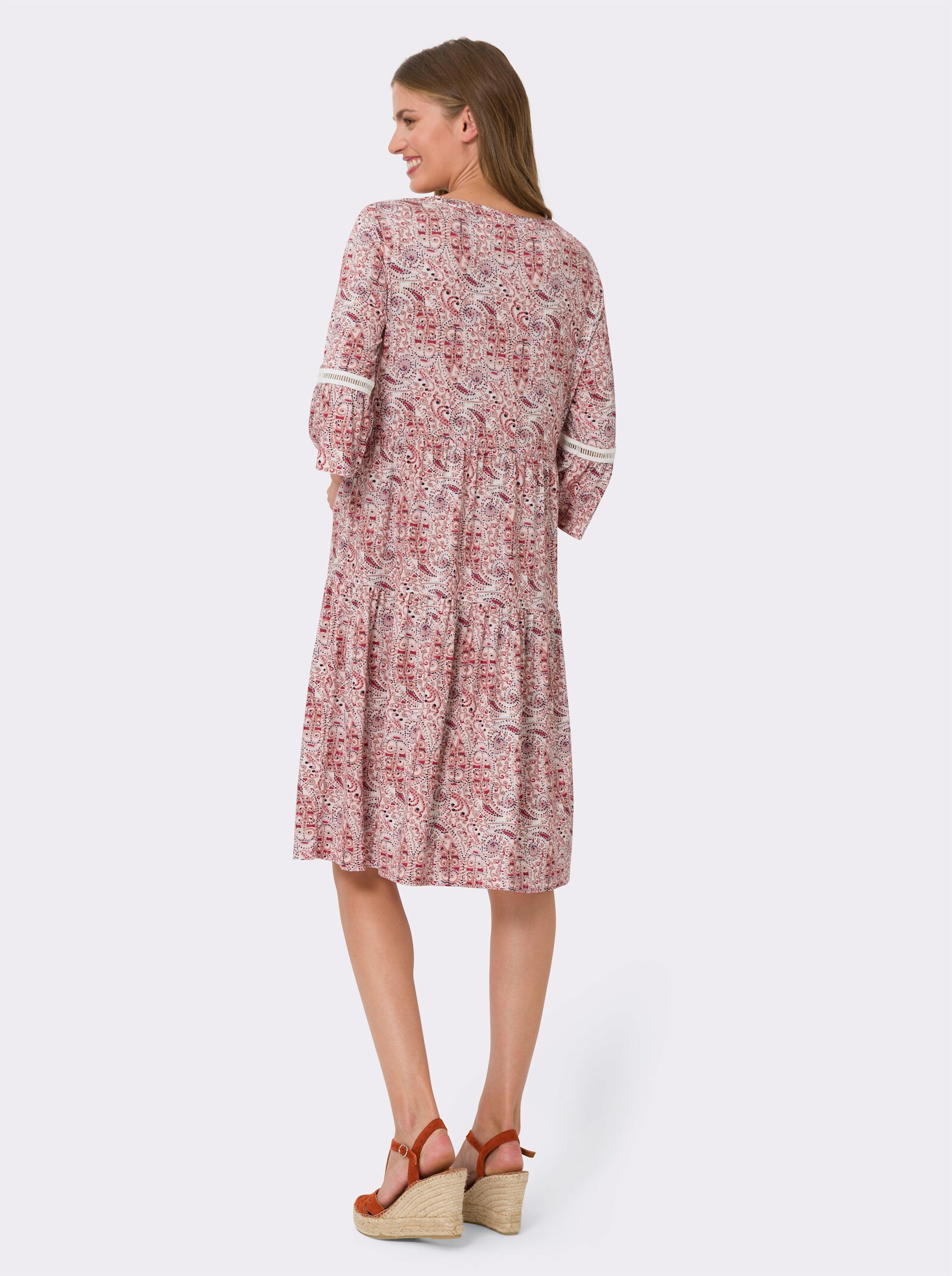heine Sommerkleid mit Lochspitzen-Borte - hellrosé-flamingo-bedruckt