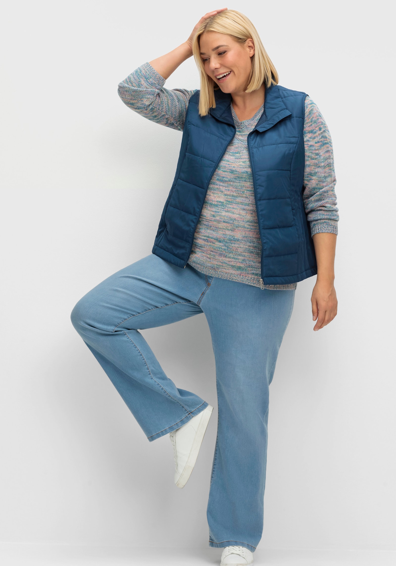 Bootcut-Jeans in Schlupfform - blue-bleached