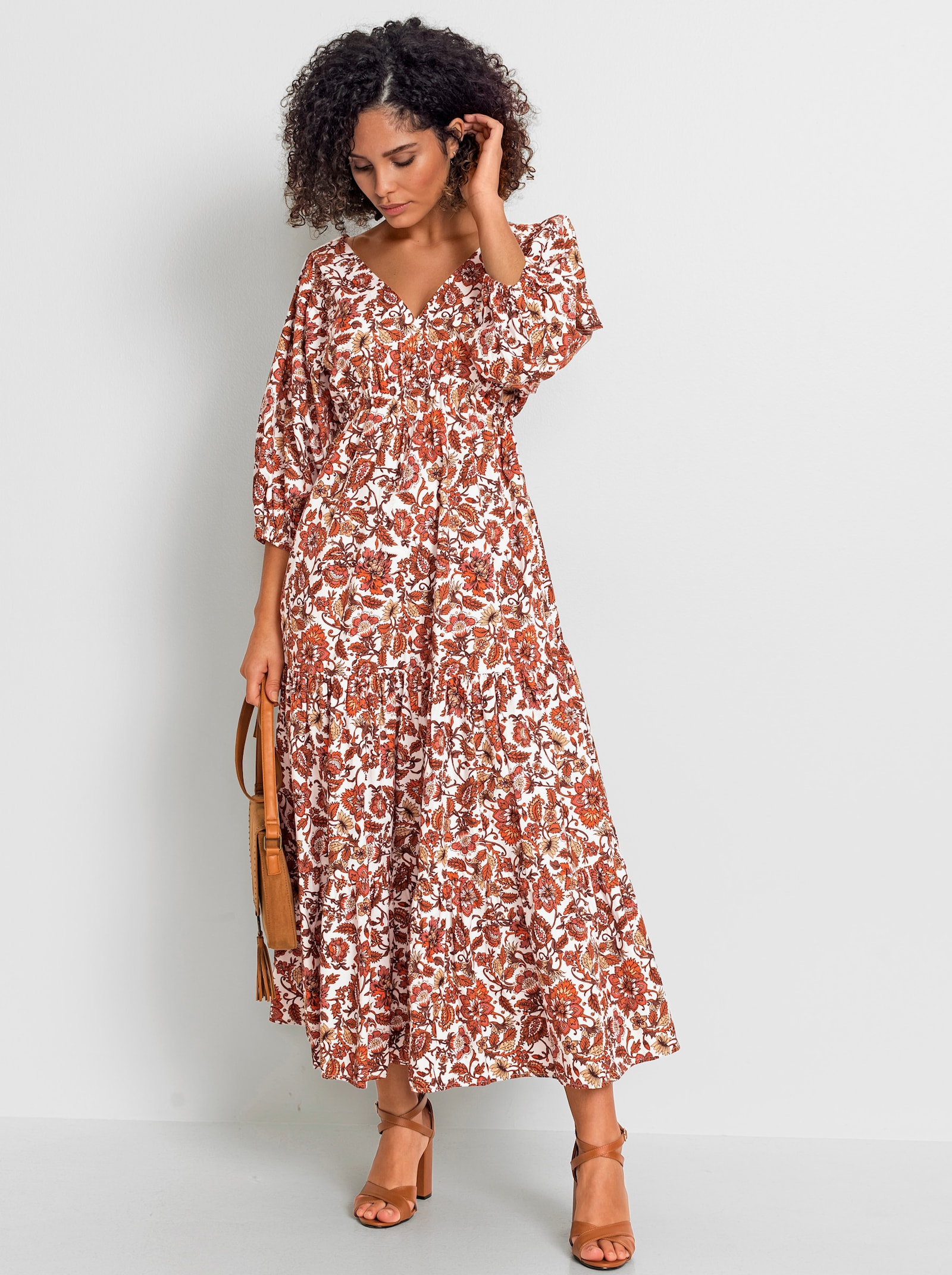 Druckkleid in Maxi-Länge - weiß-papaya-gemustert