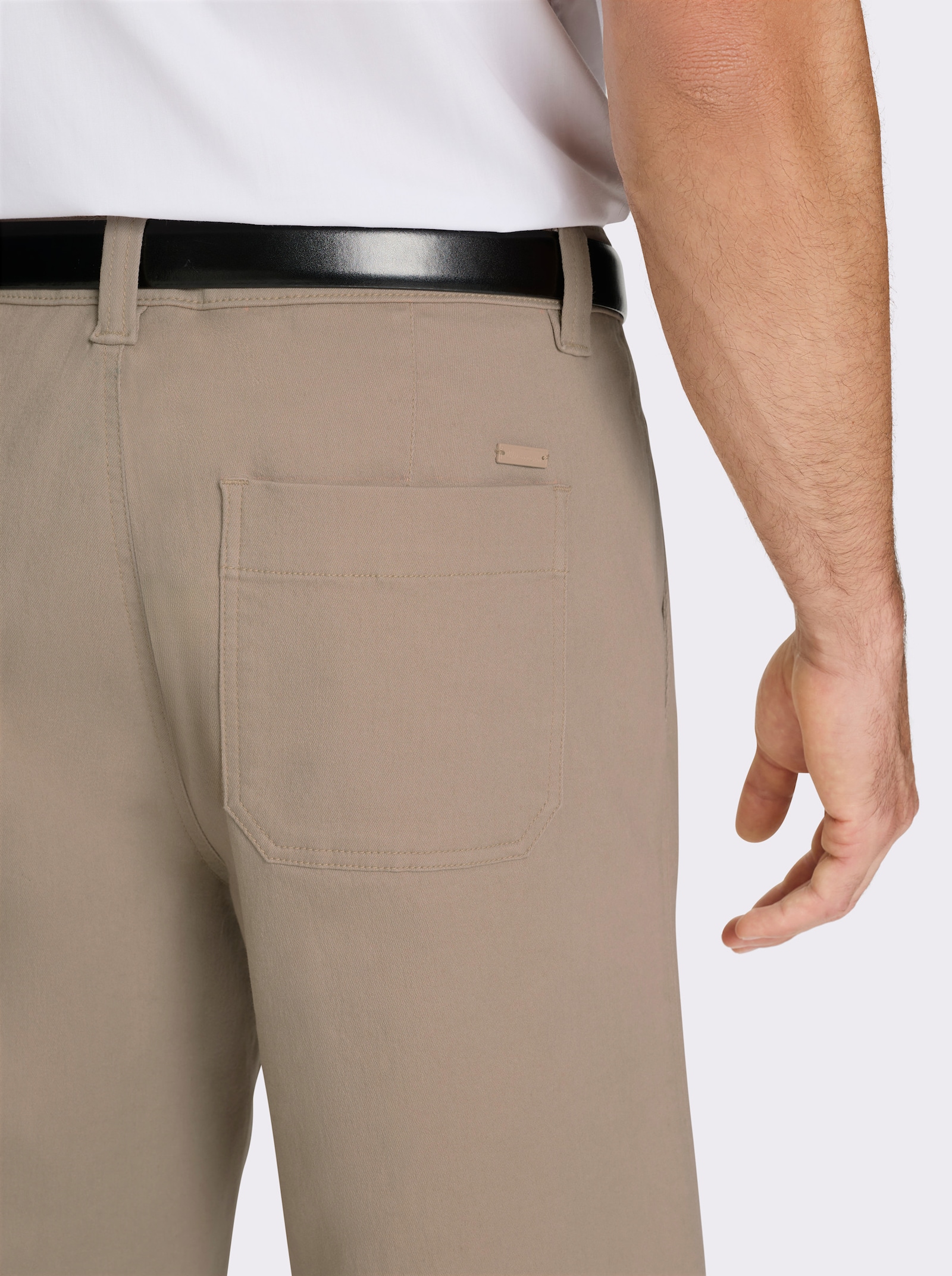 Marco Donati Bermudas mit Bundfalten - beige