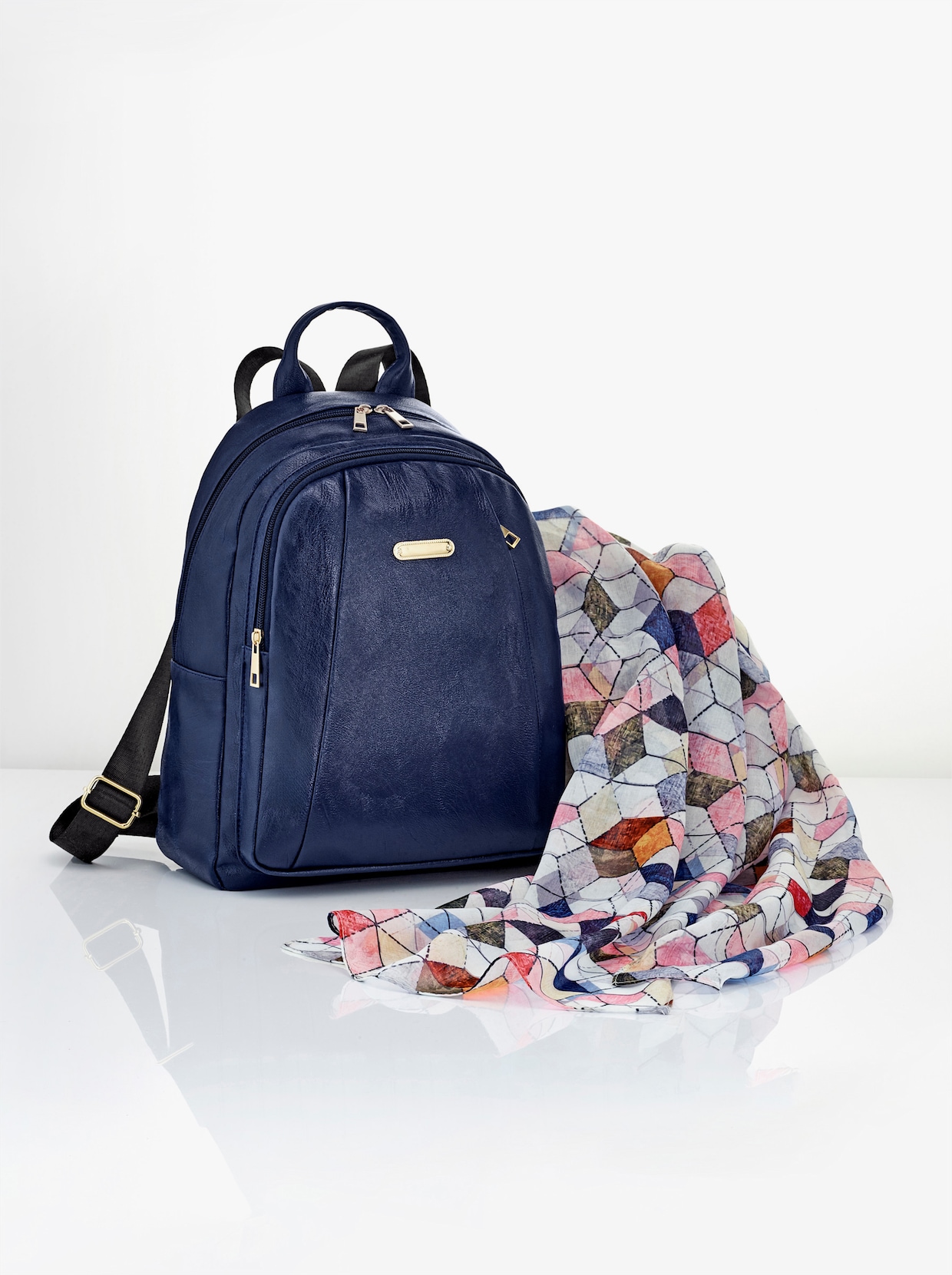 Rucksack und Schaltuch - bleu