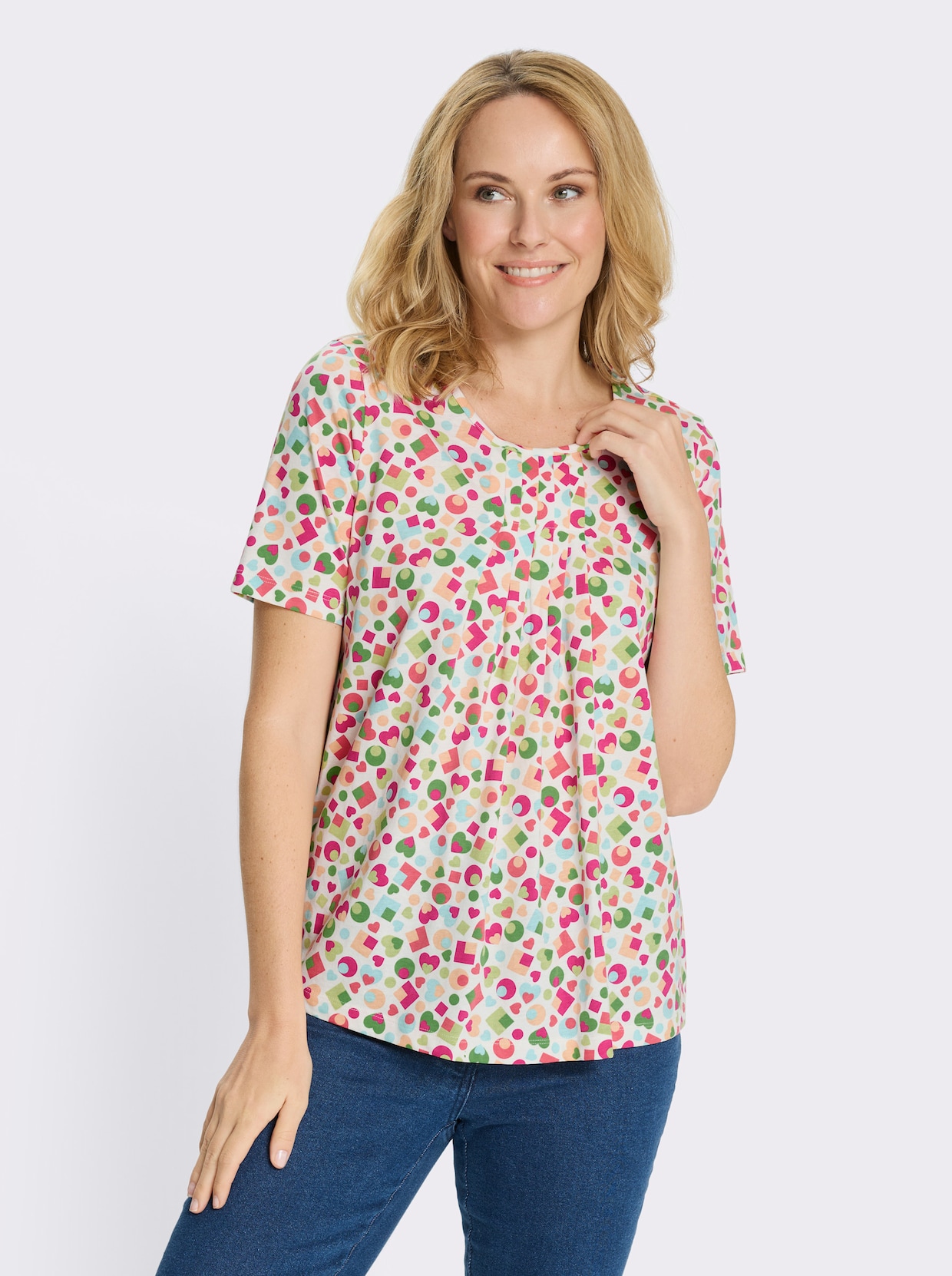 Kurzarmshirt im bunten Allover-Print - ecru-apfel-bedruckt