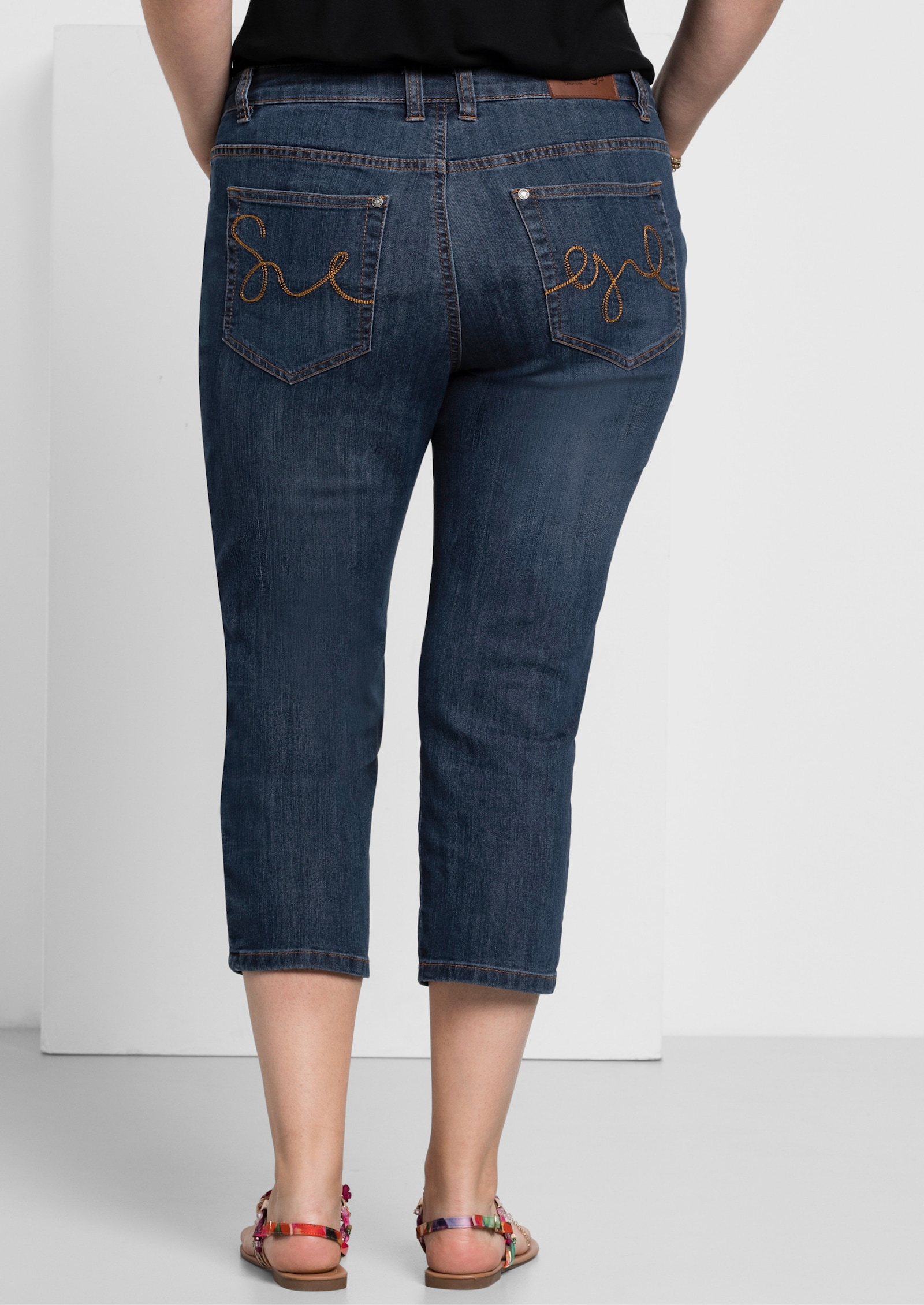 sheego Caprijeans mit Krempelfunktion - dark blue denim