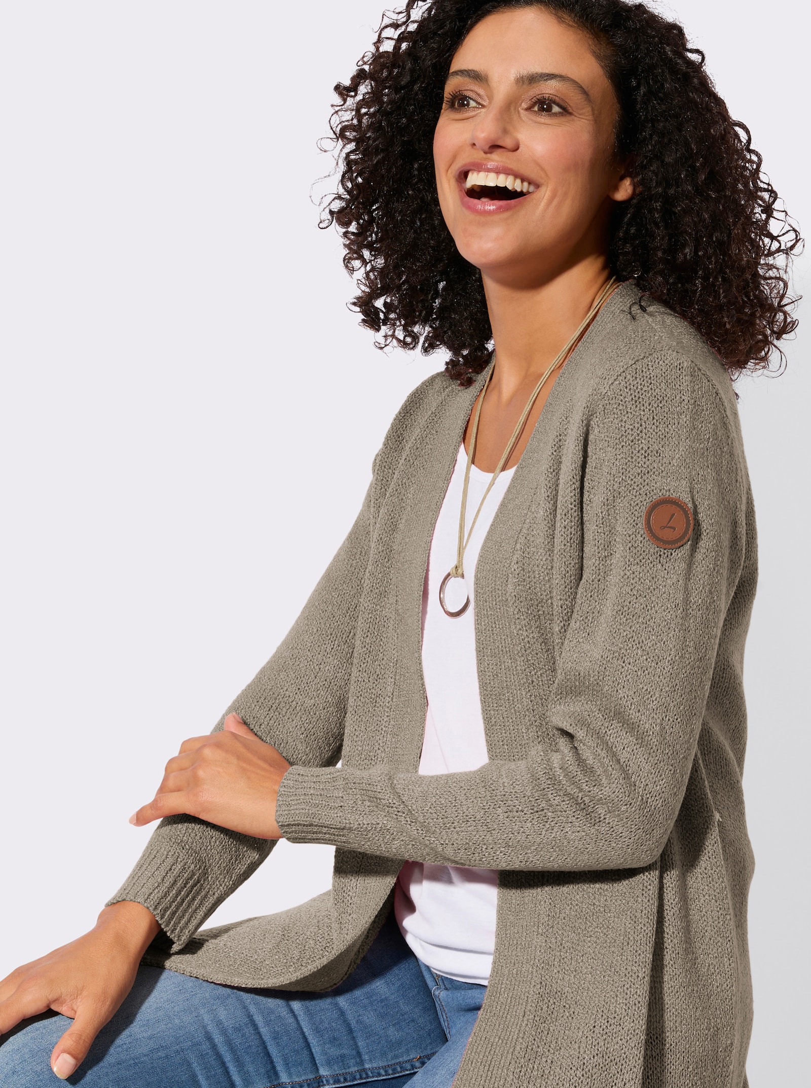 Strickjacke in pflegeleichter Qualität - schlamm