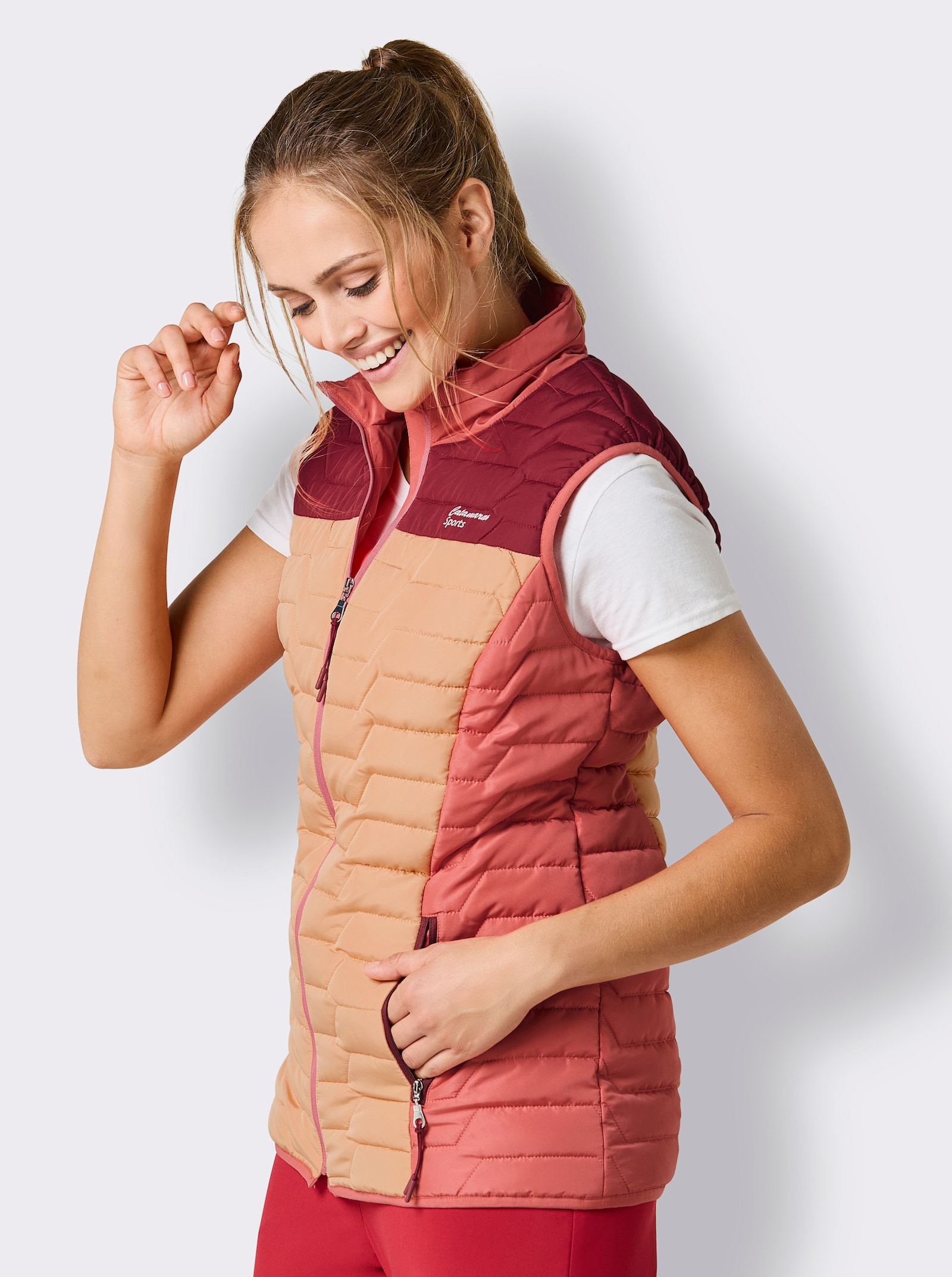 Catamaran Sports Steppweste mit elastischen Seiten - kirsche