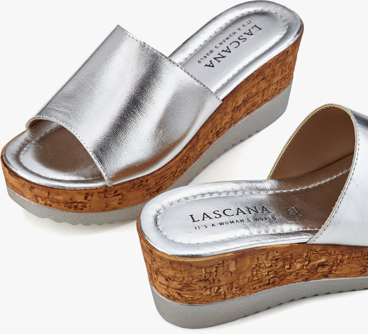LASCANA slippers - zilverkleur