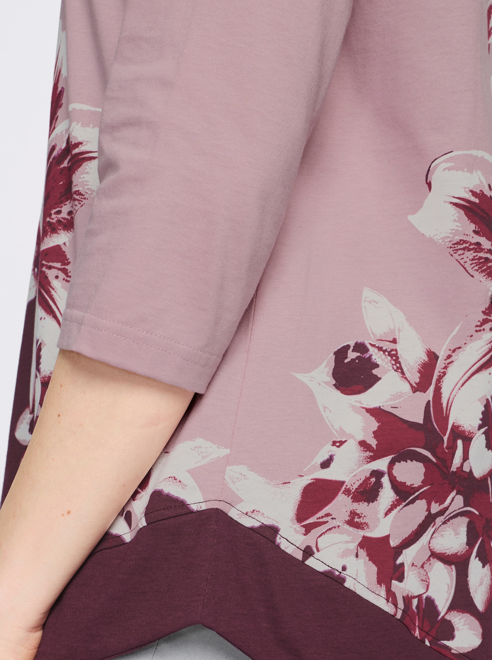 Tunikashirt mit spitz zulaufendem Saum - burgund-mauve-bedruckt