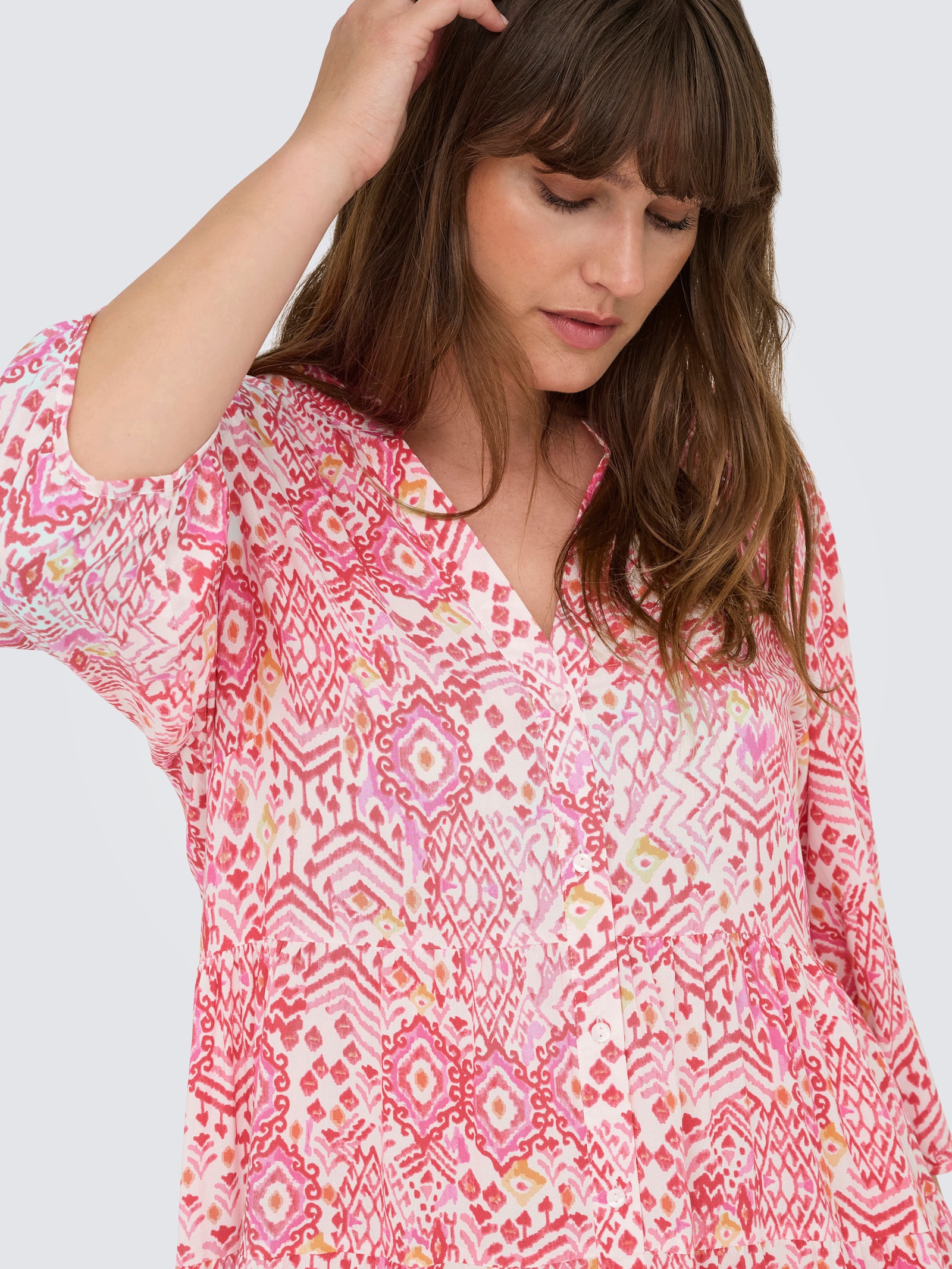 ONLY CARMAKOMA Tunikakleid - cloud dancer aop:sikka graphic