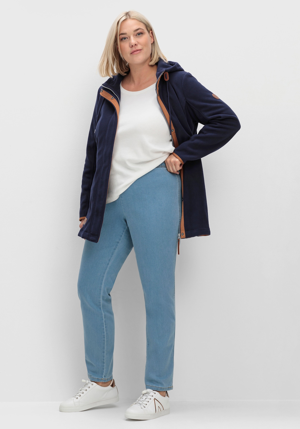 Schlupfjeans schmal geschnitten - blue-bleached