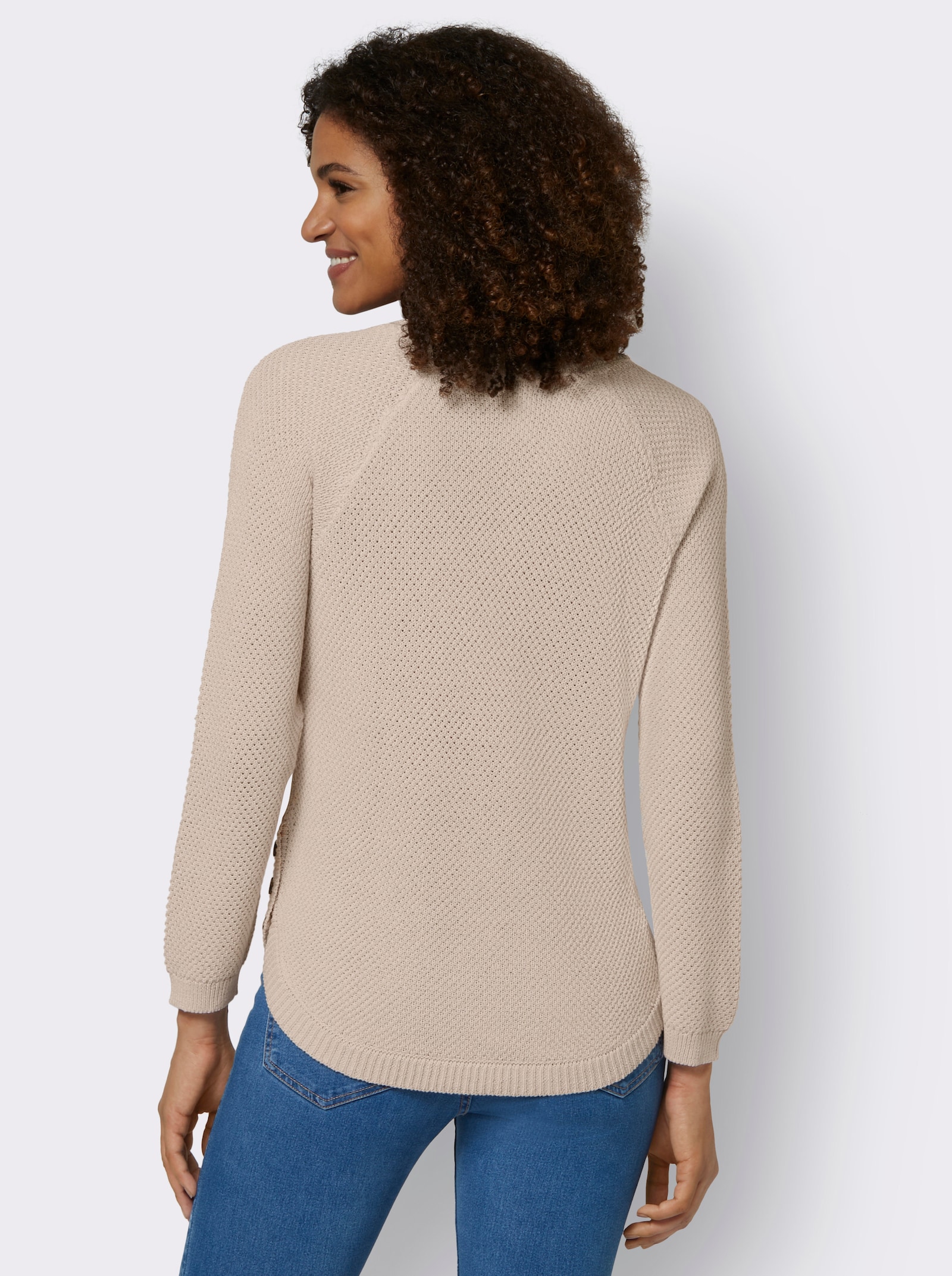 Rundhalspullover mit abgerundetem Saum - elfenbein