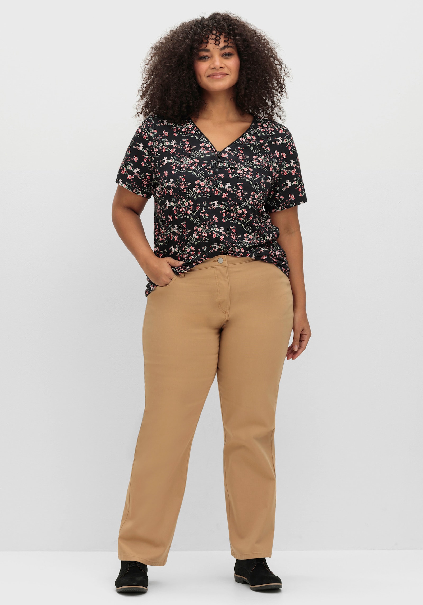 Kurzarmshirt mit Reißverschluss am Ausschnitt - schwarz-hellrosé-gemustert