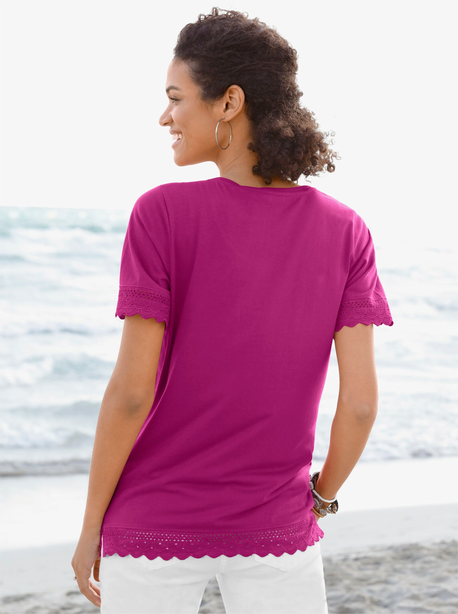 Shirt met geschulpt kant - fuchsia