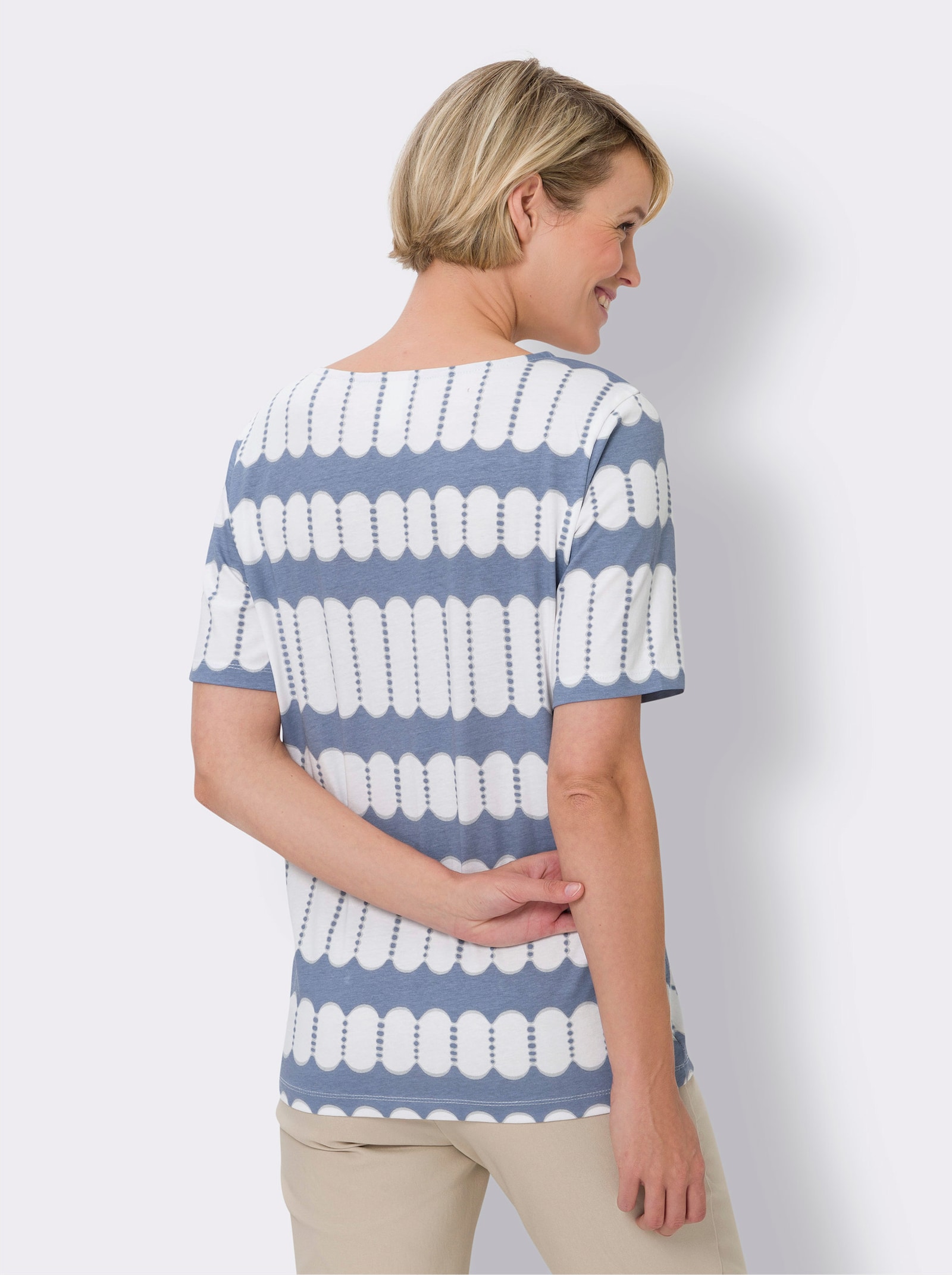 Kurzarmshirt aus reiner Baumwolle - taubenblau-ecru-bedruckt