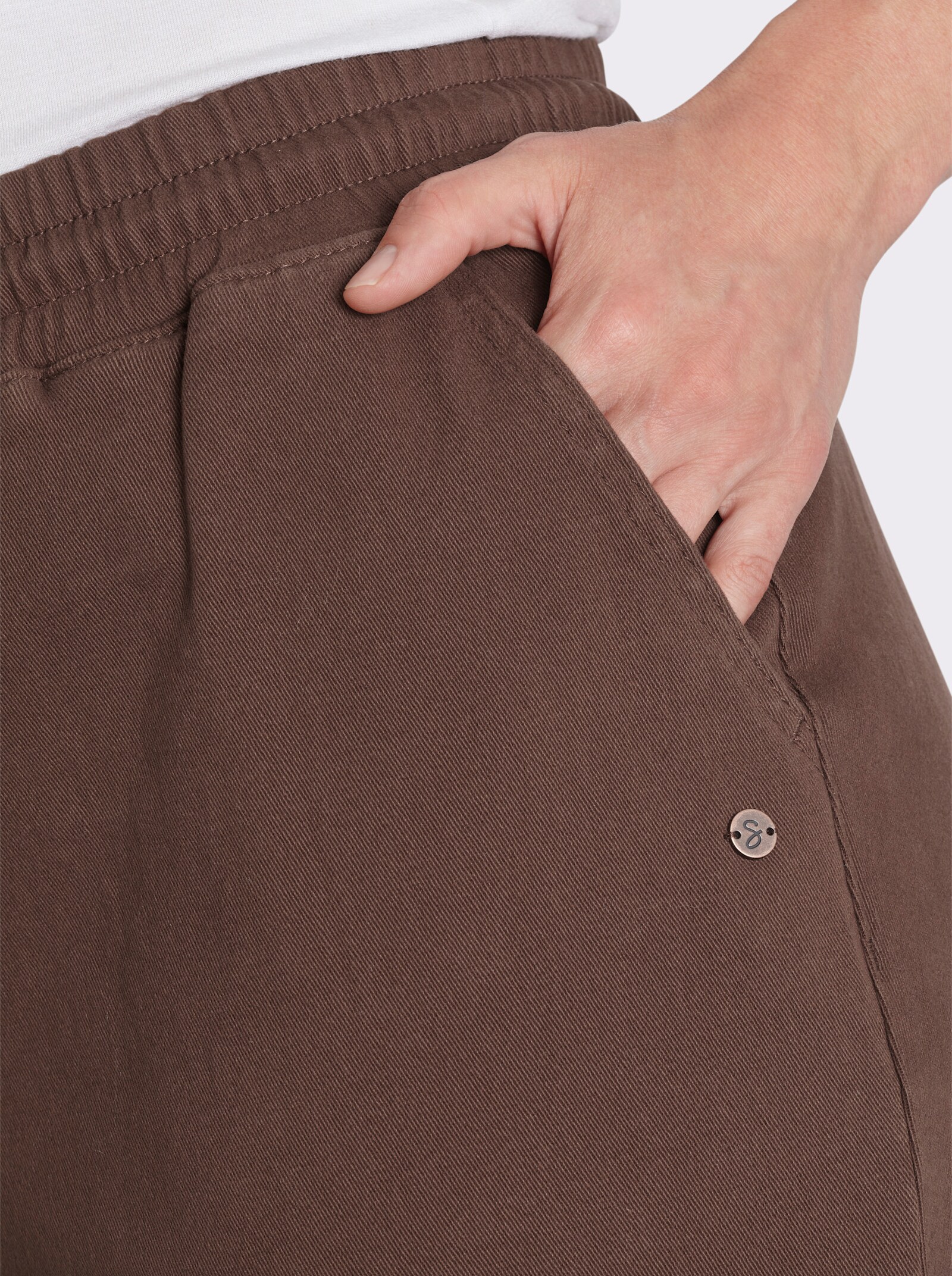 sheego Schlupfhose aus weichem Twill, innen angeraut - schoko