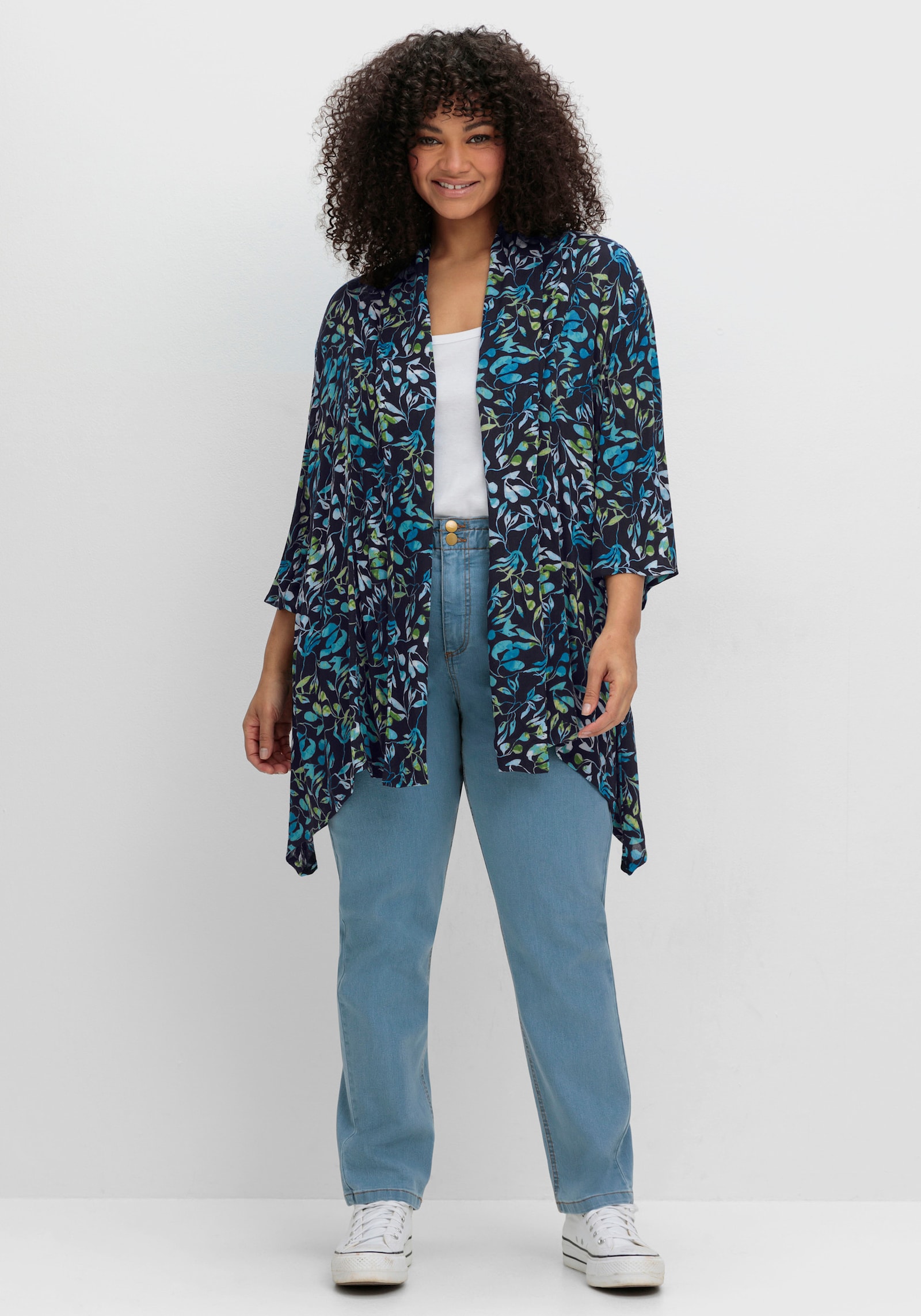 sheego Longbluse mit Blätterdruck, in Zipfelform - tiefblau-bedruckt