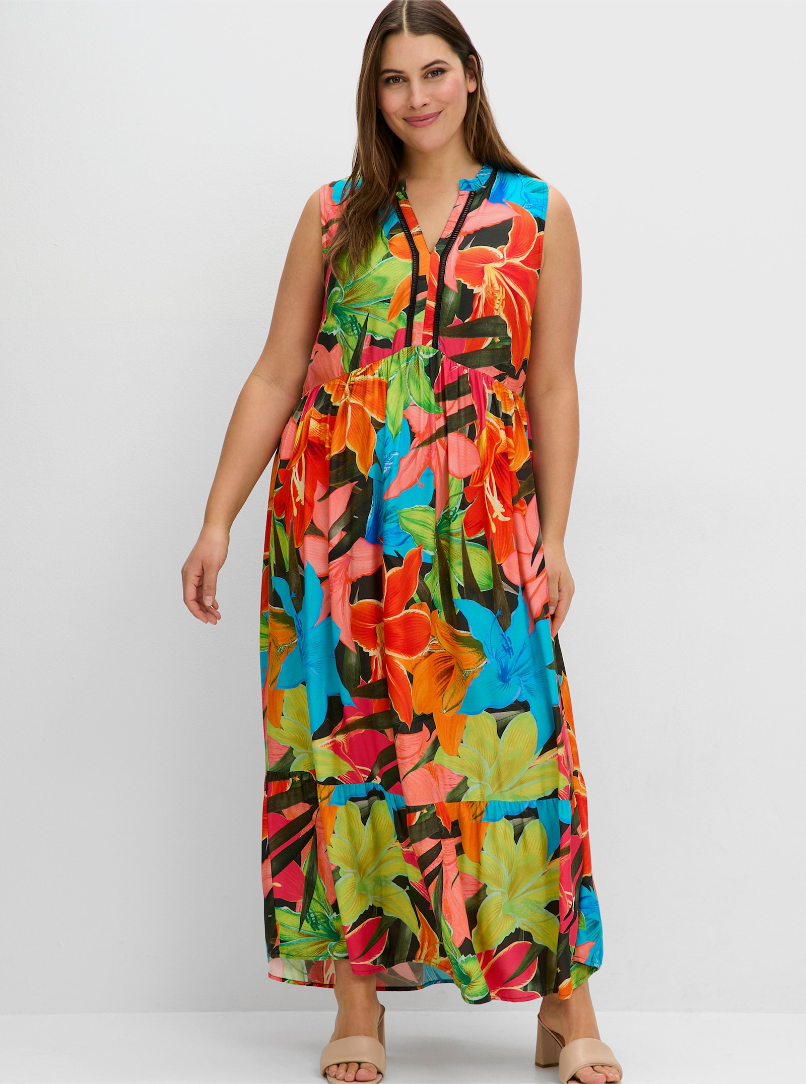 sheego Maxikleid mit Blumenmuster - bunt