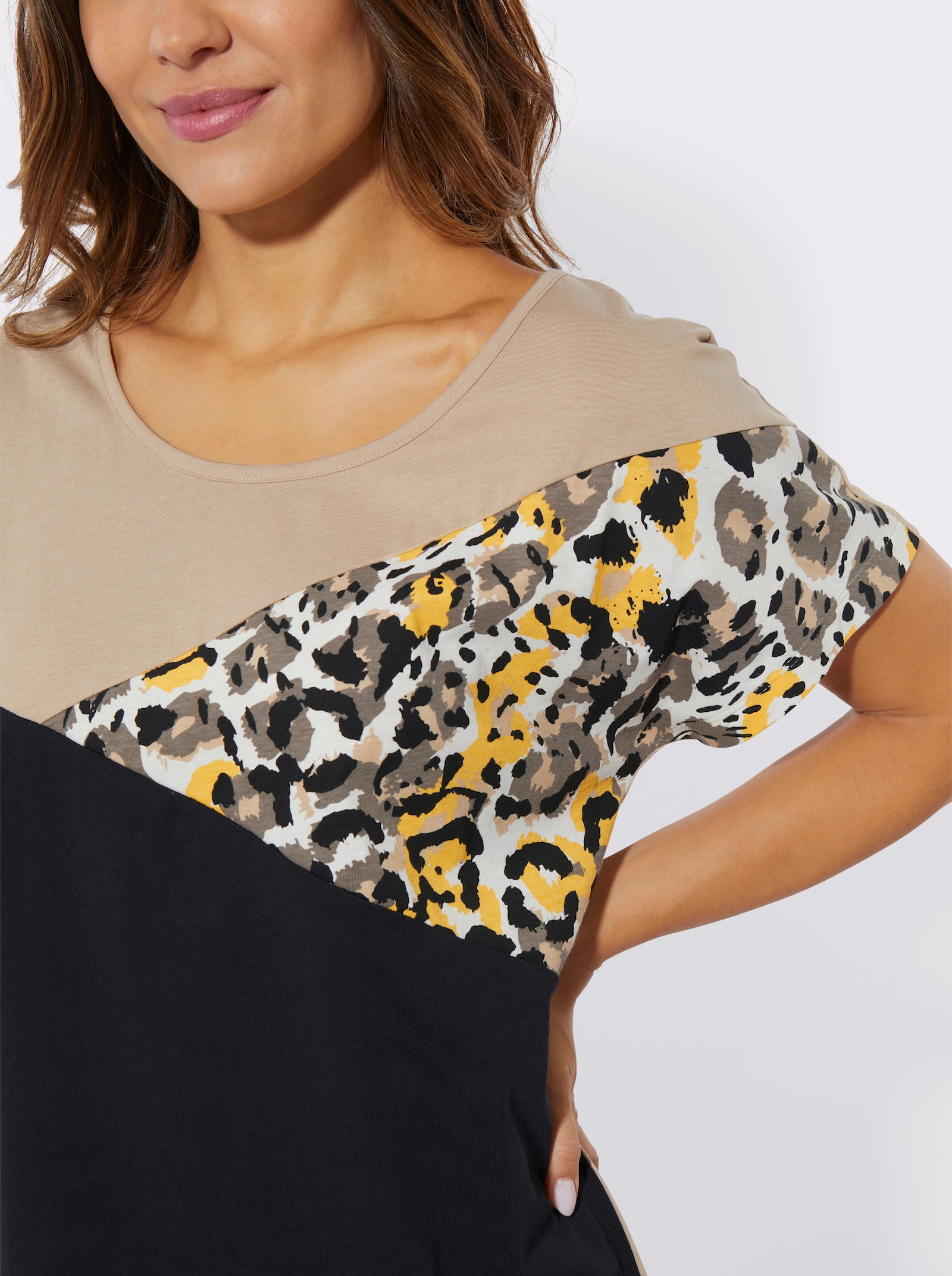 Pyjamas med capribyxa och leopardtryck - beige-svart