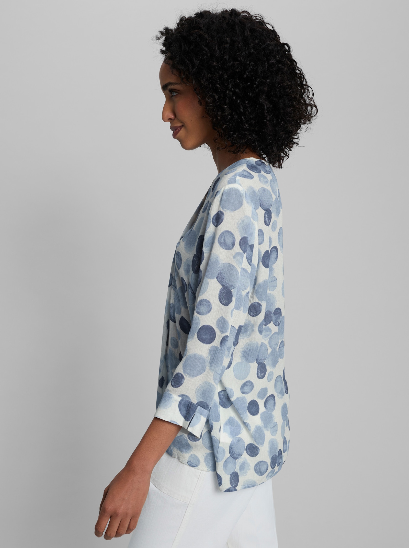 heine Druckbluse mit Tupfenmuster - ecru-bleu-bedruckt