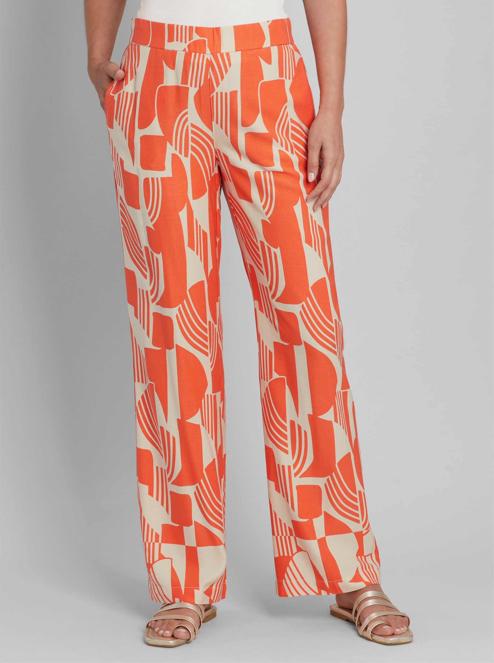 heine Schlupfhose mit Grafik-Dessin - orange-sand-bedruckt