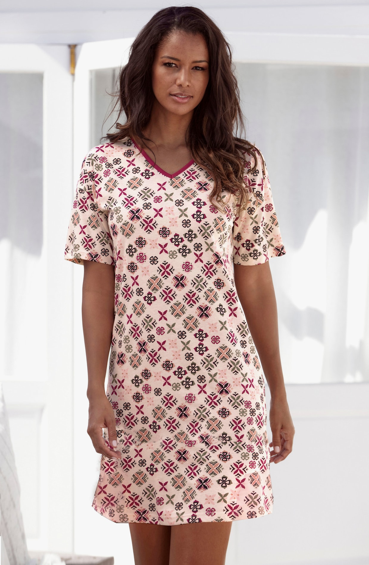 Vivance Dreams Nachthemd - roze gedessineerd