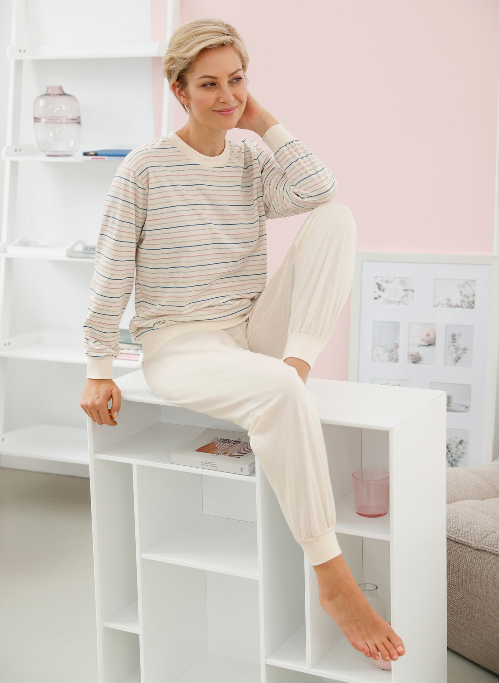 götting Schlafanzug in Feinfrottier-Qualität - natur-geringelt