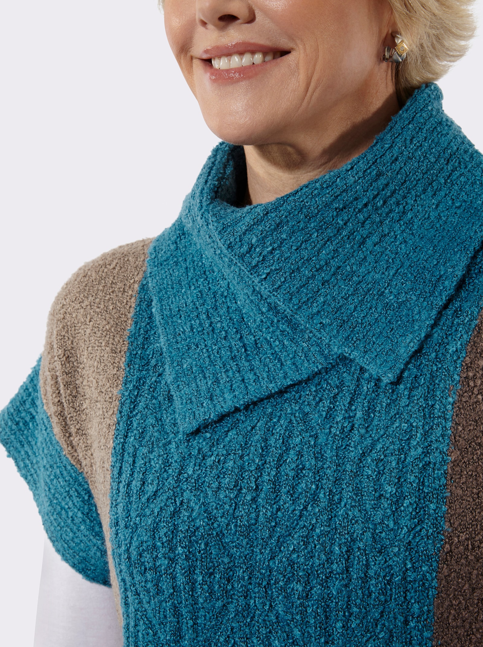 Pullunder mit asymmetrischem Kragen - topas-taupe-gemustert