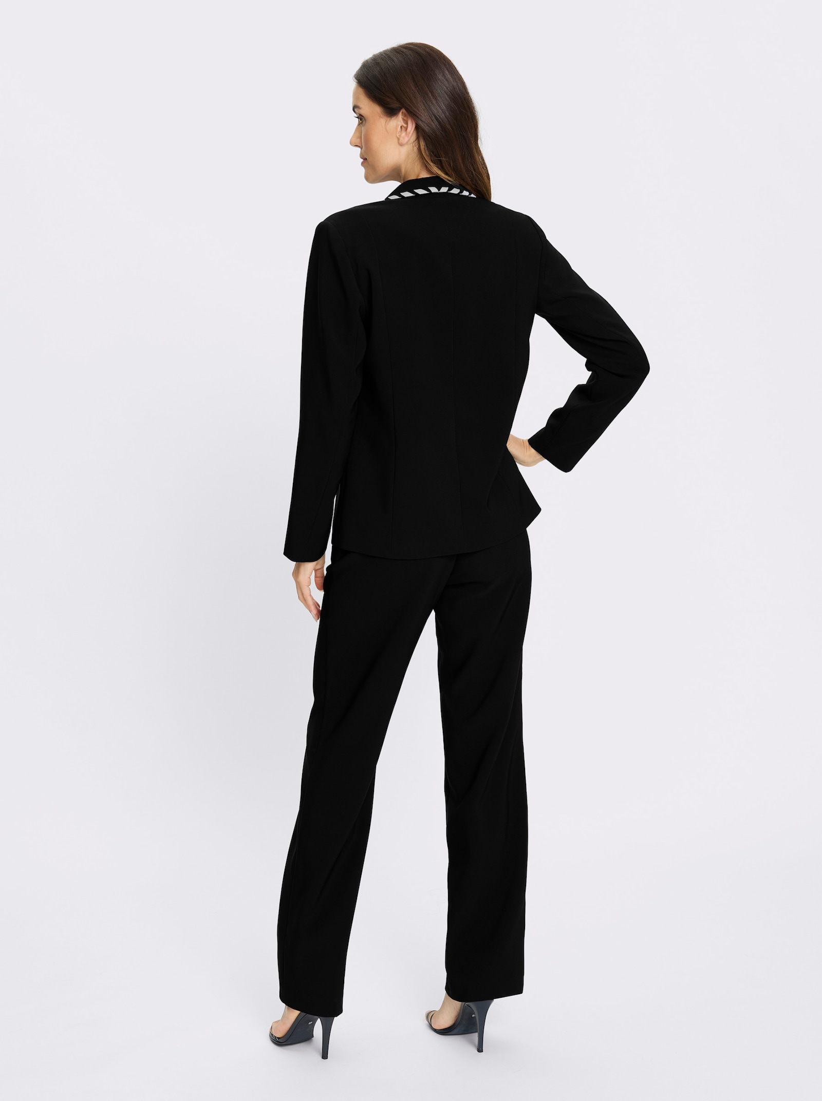 heine Hosenanzug mit Kontrast-Akzenten - schwarz-ecru