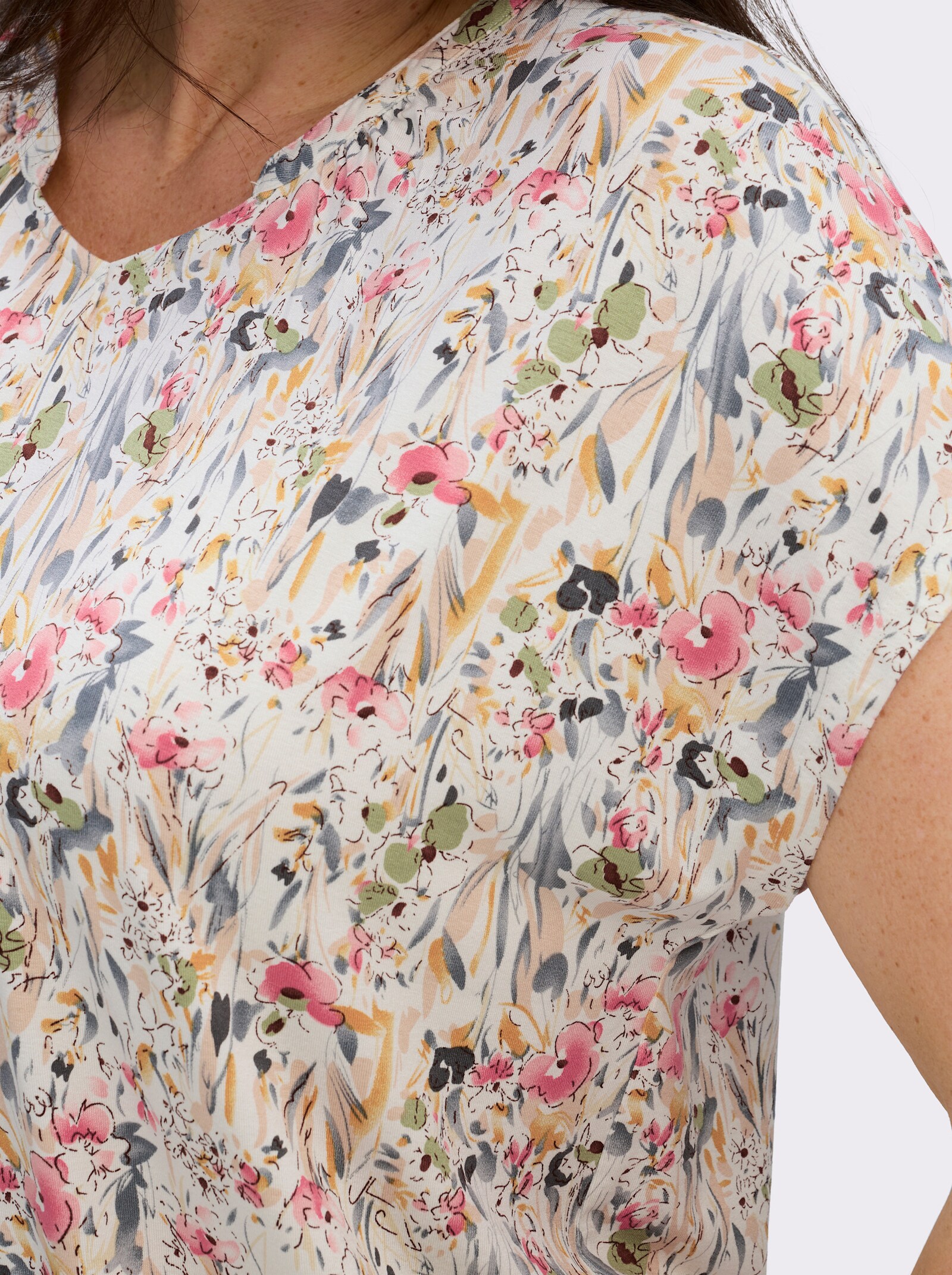 Print-Shirt mit kleinem V und Raffung am Ausschnitt - ecru-bedruckt