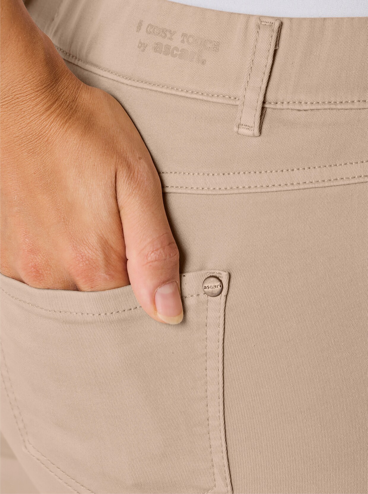Ascari Schlupfjeans - beige