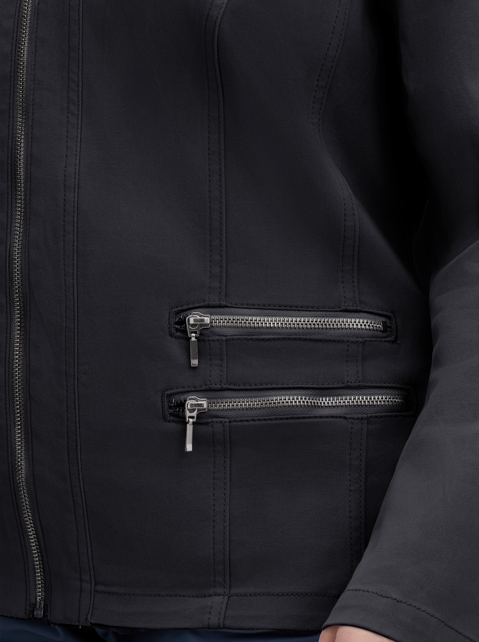 Jeansblazer mit Zier-Reißverschlüssen - schwarz