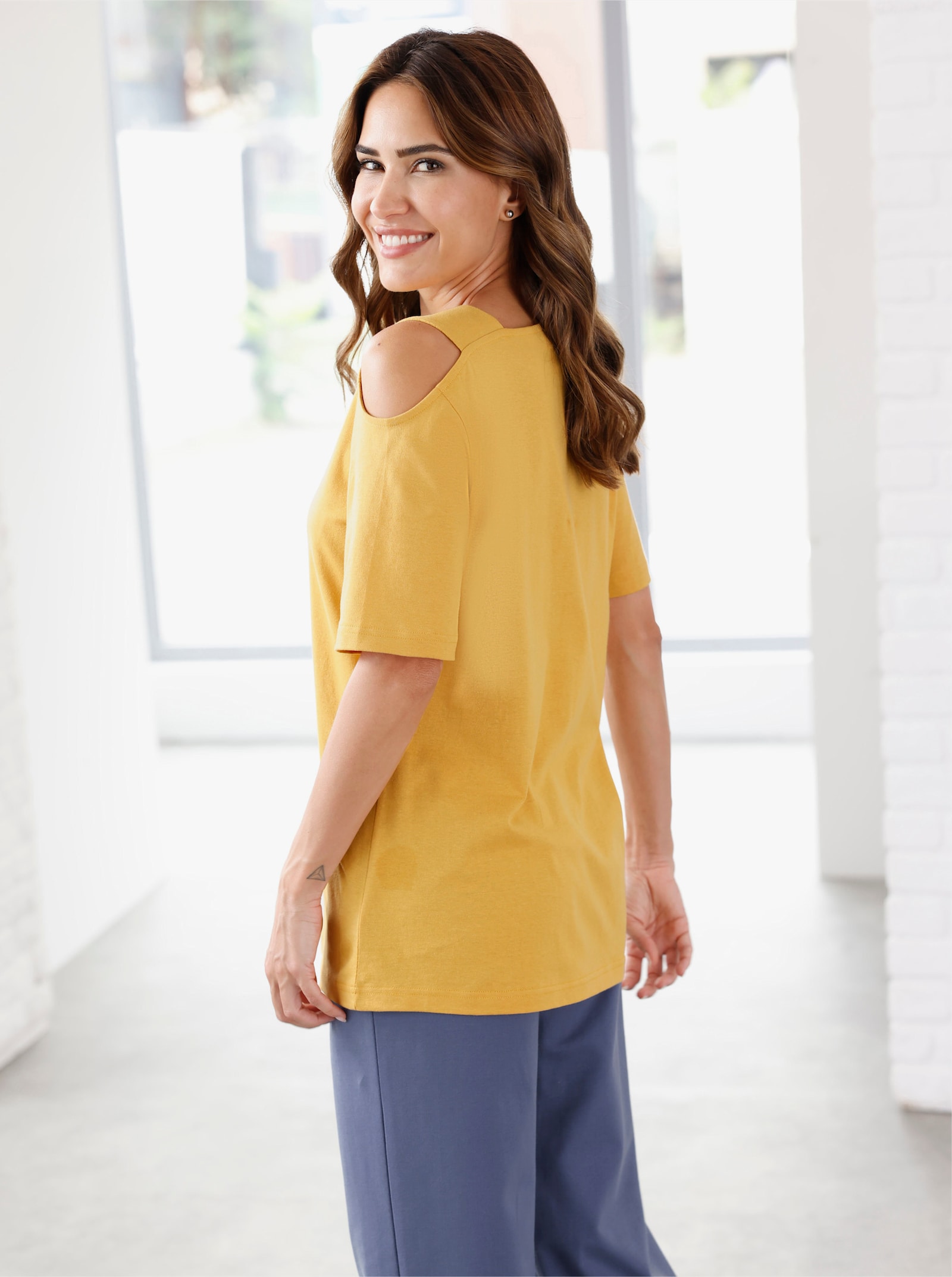 Šport. tričko s graf. potlačou - okrová