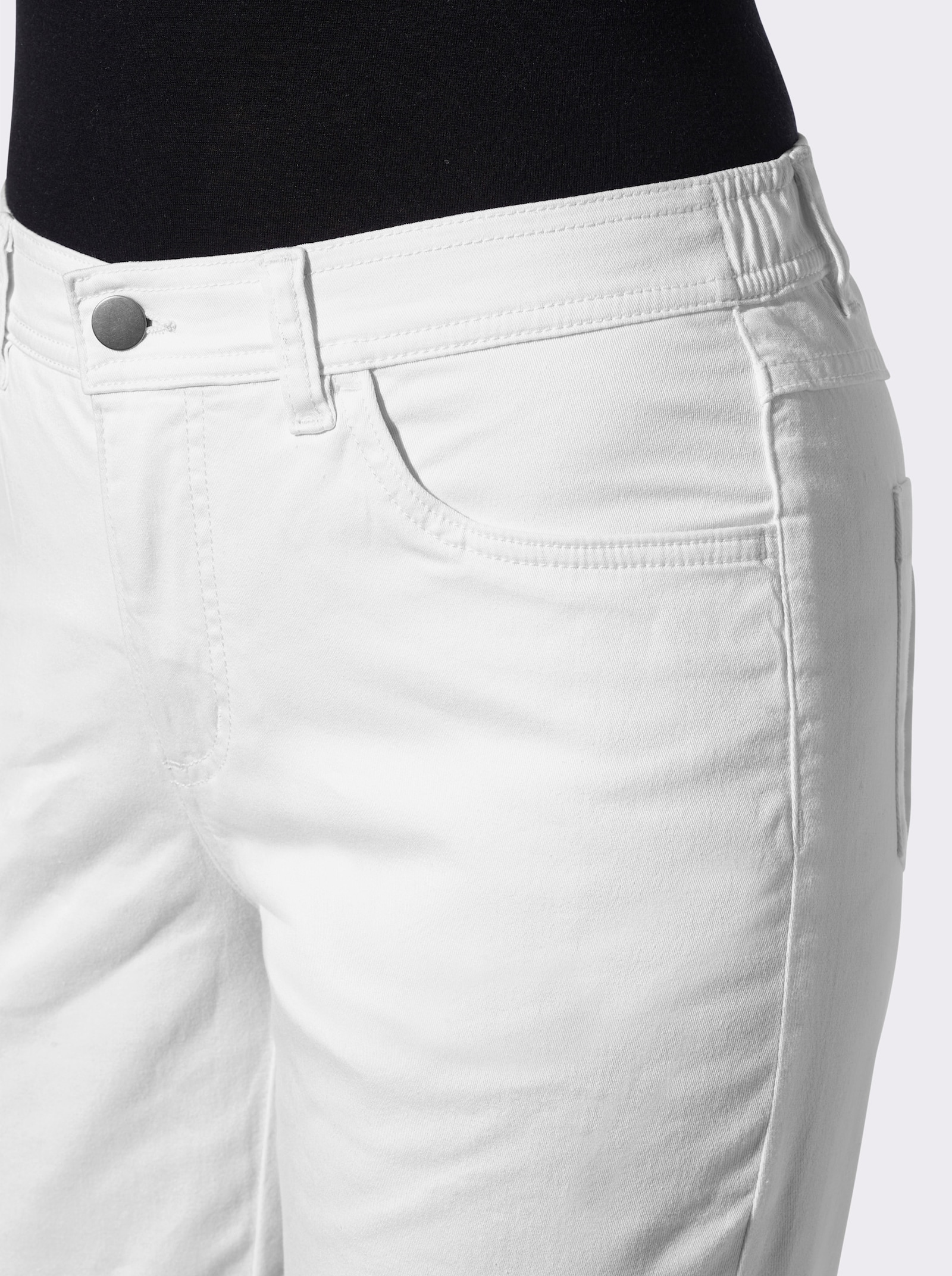 Stretch-Hose mit Biesen an den Gesässtaschen - weiss