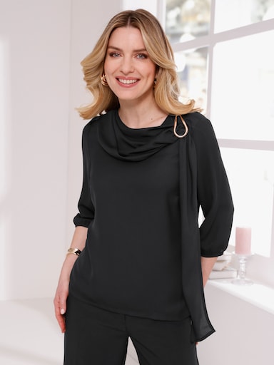 Schlupf-Bluse mit Schluppe und Zierspange - schwarz