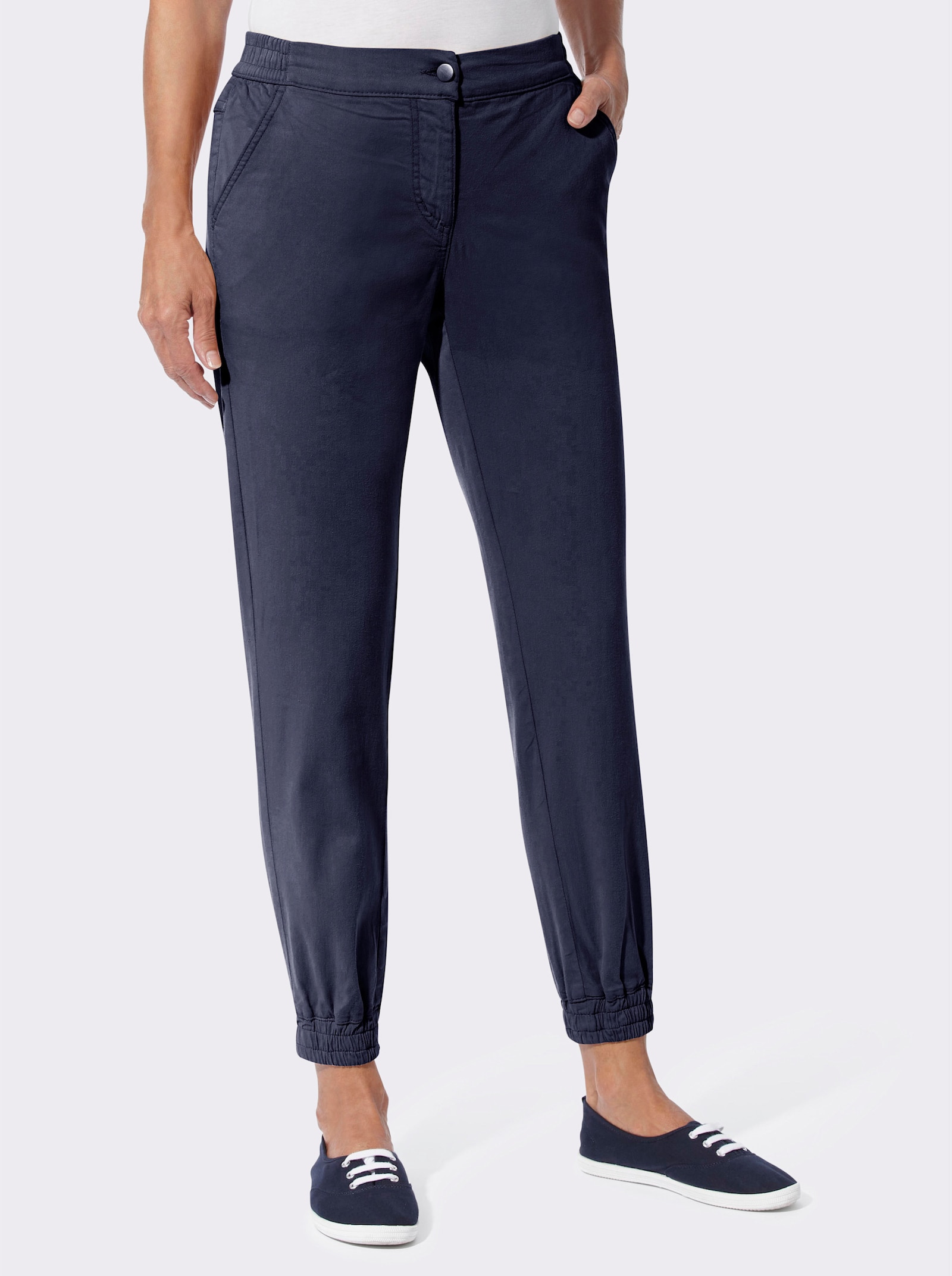 Hose mit elastischen Beinabschlüssen - marine