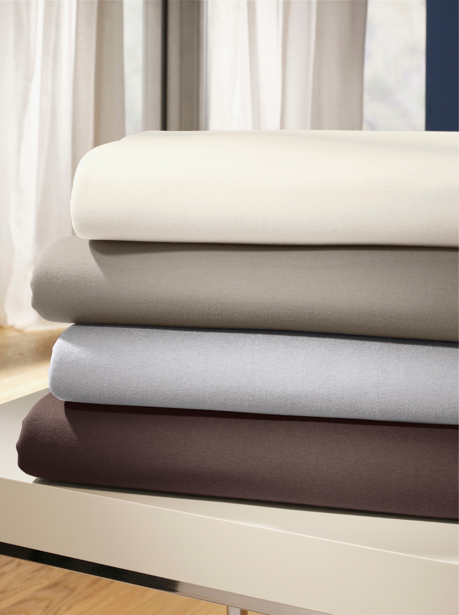 Estella Hoeslaken - lichtgrijs