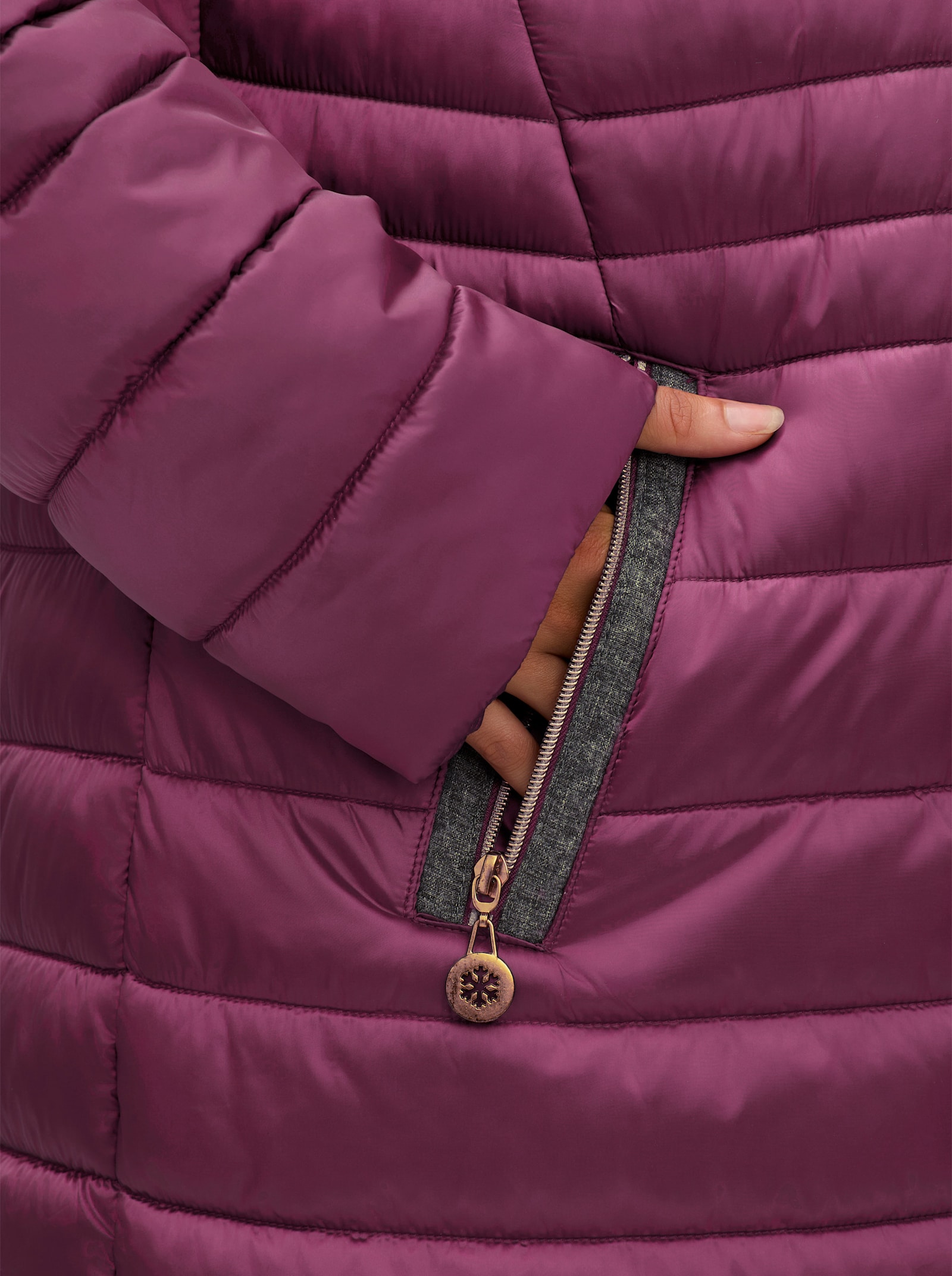 Steppjacke mit Pelz-Imitat - malve