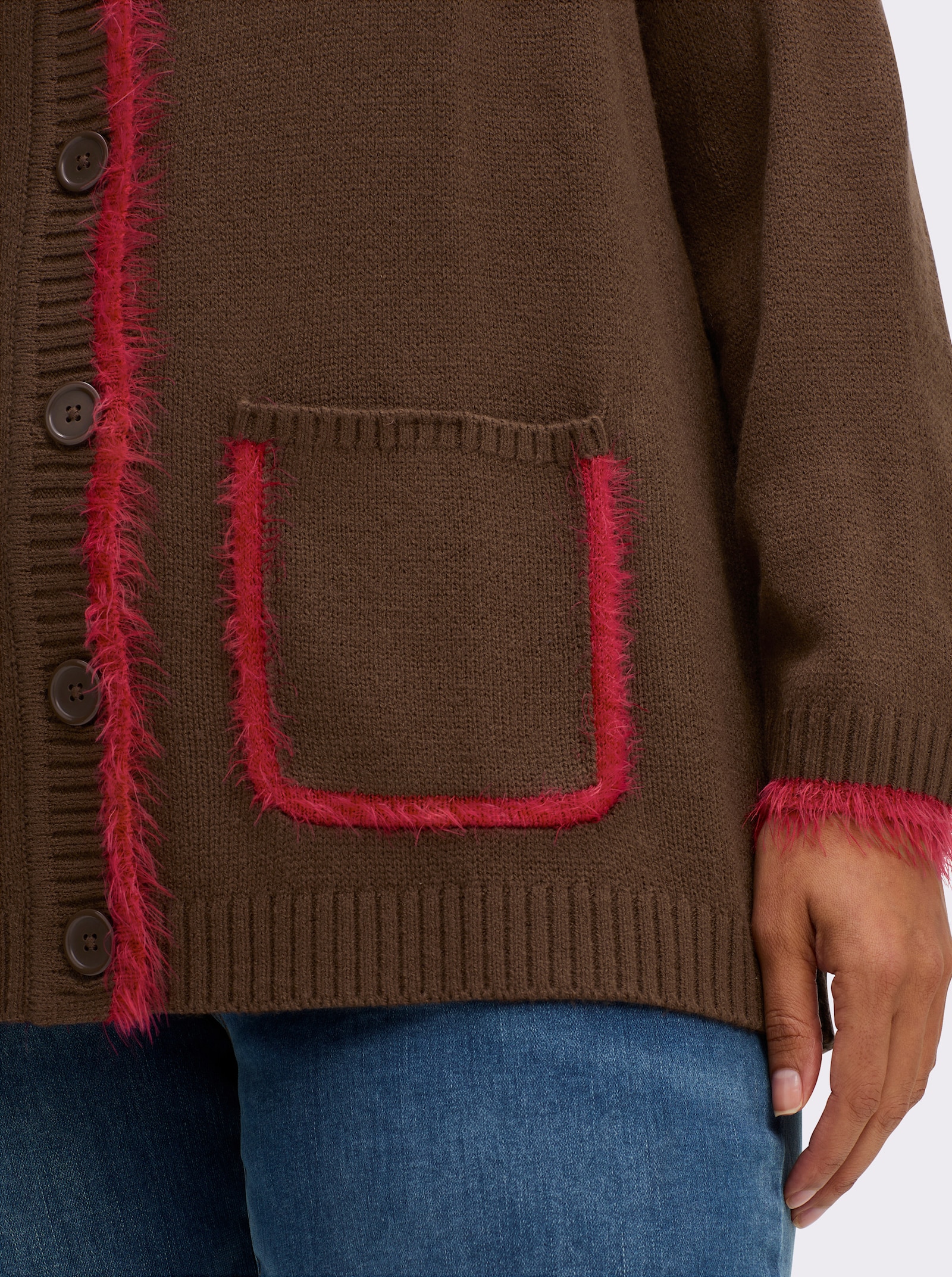 sheego Strickjacke mit Flauschgarn-Kanten - schoko-kirsche