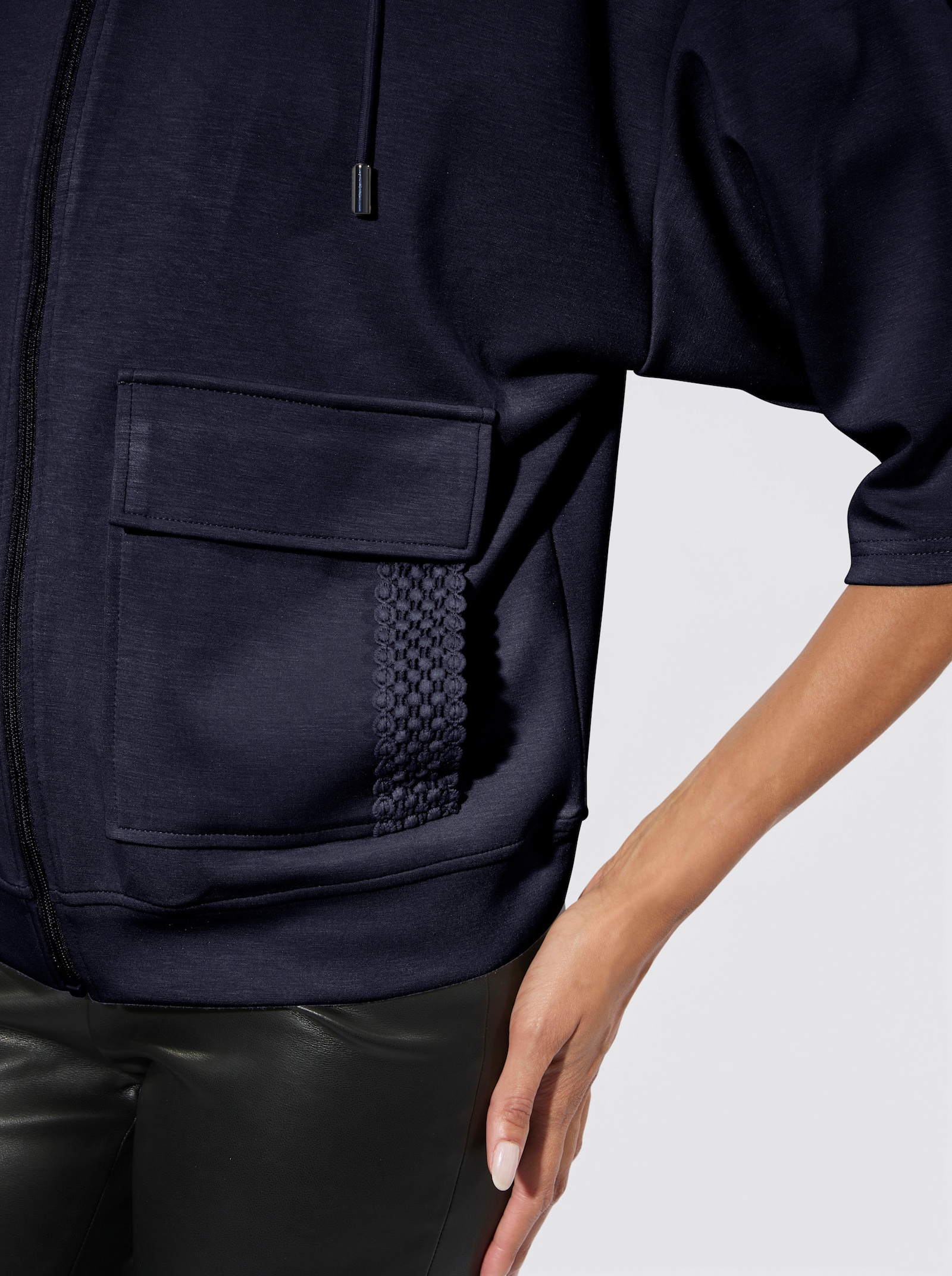 Sweatjacke mit Spitzen-Verzierung - marine